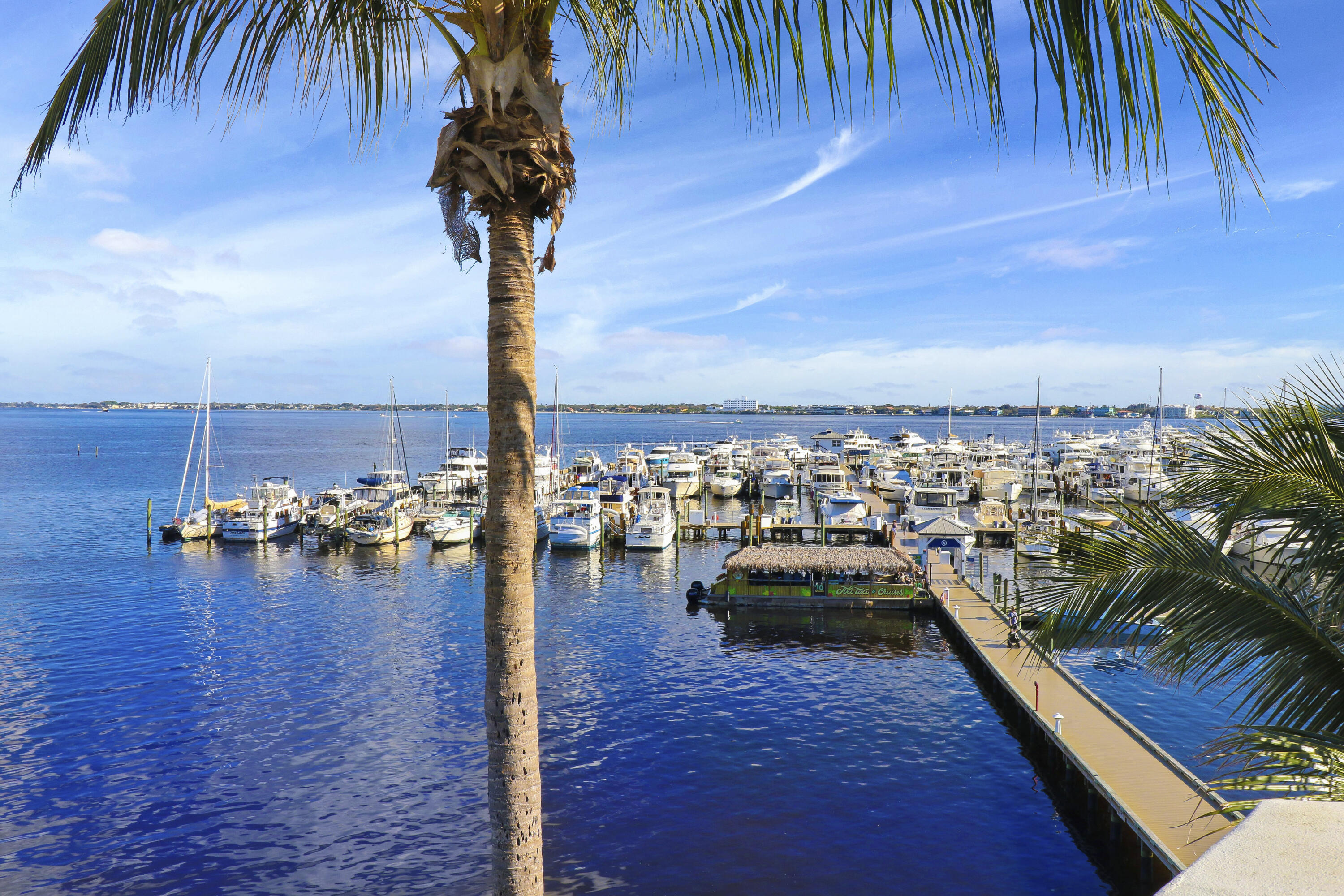 975 NW Flagler #407, Stuart FL 34994