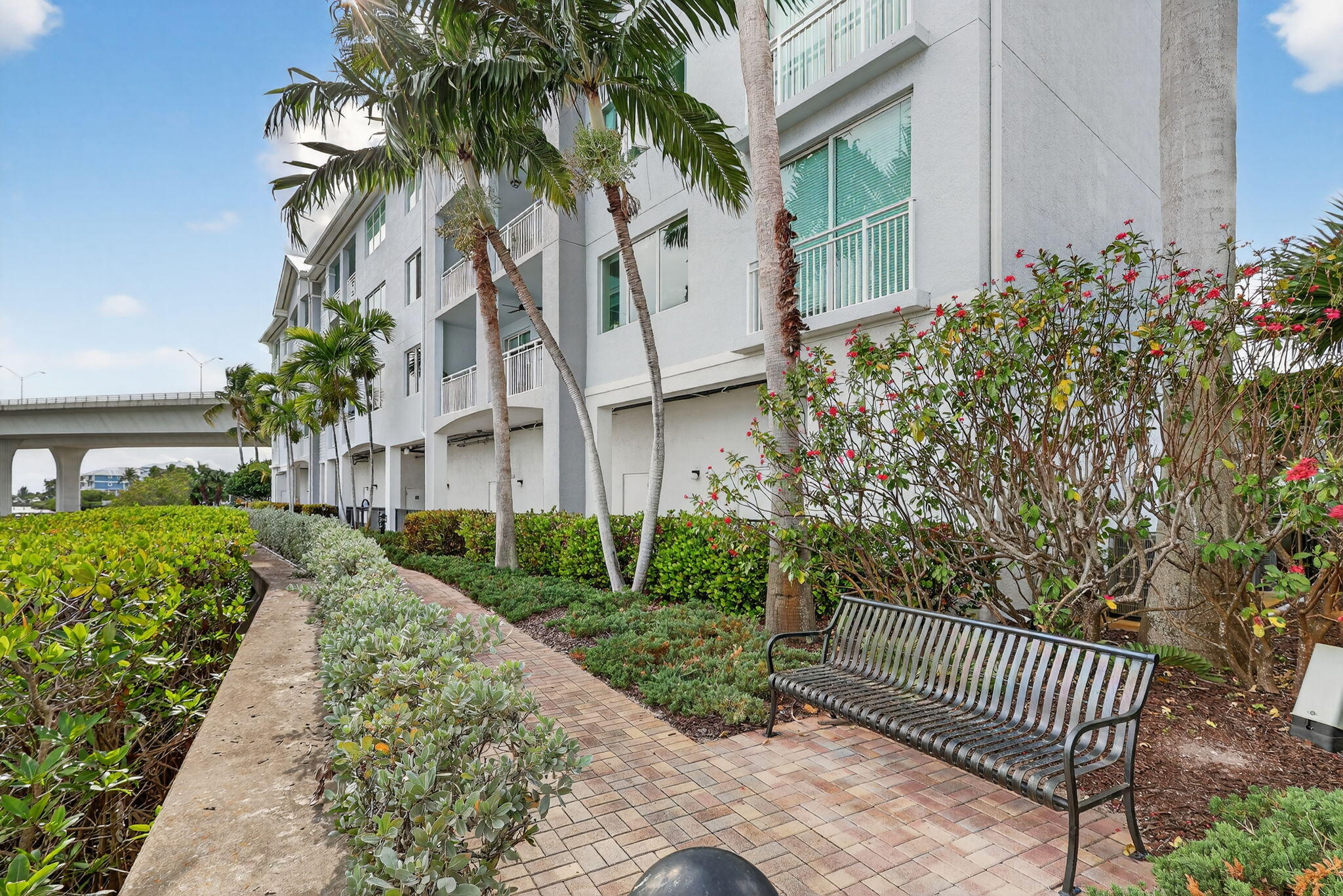 675 NW Flagler #Unit 202, Stuart FL 34994