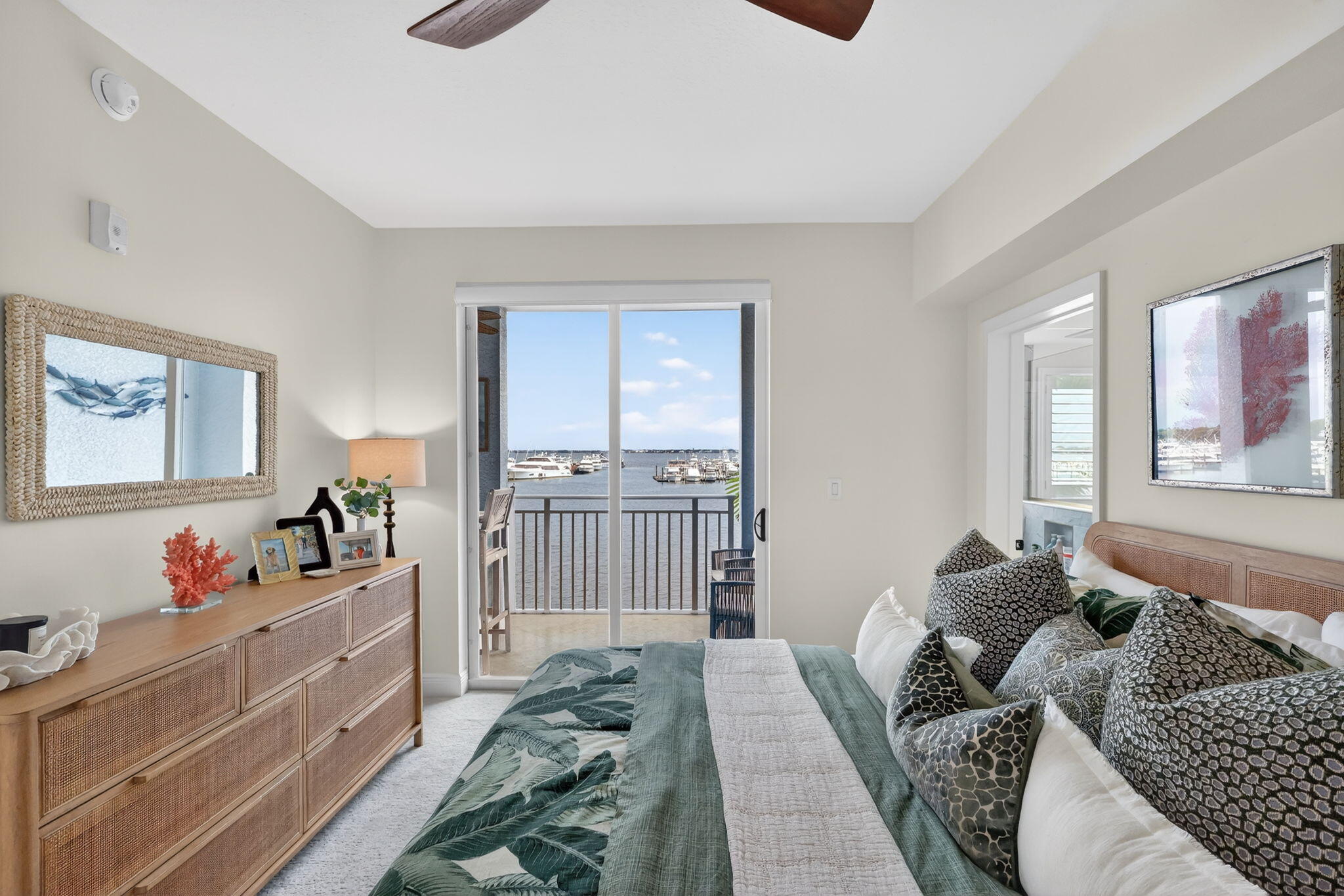 675 NW Flagler #Unit 202, Stuart FL 34994