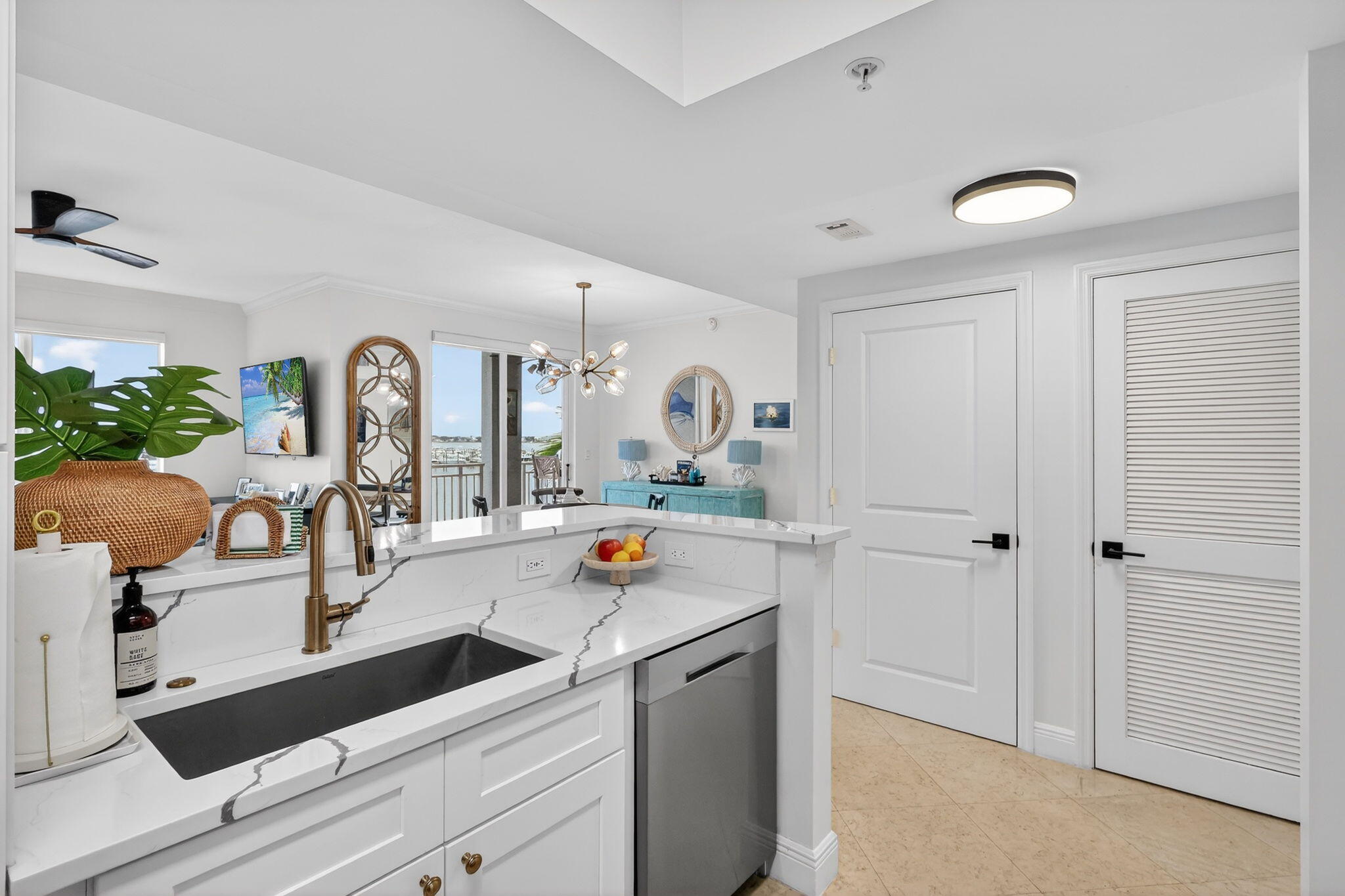 675 NW Flagler #Unit 202, Stuart FL 34994