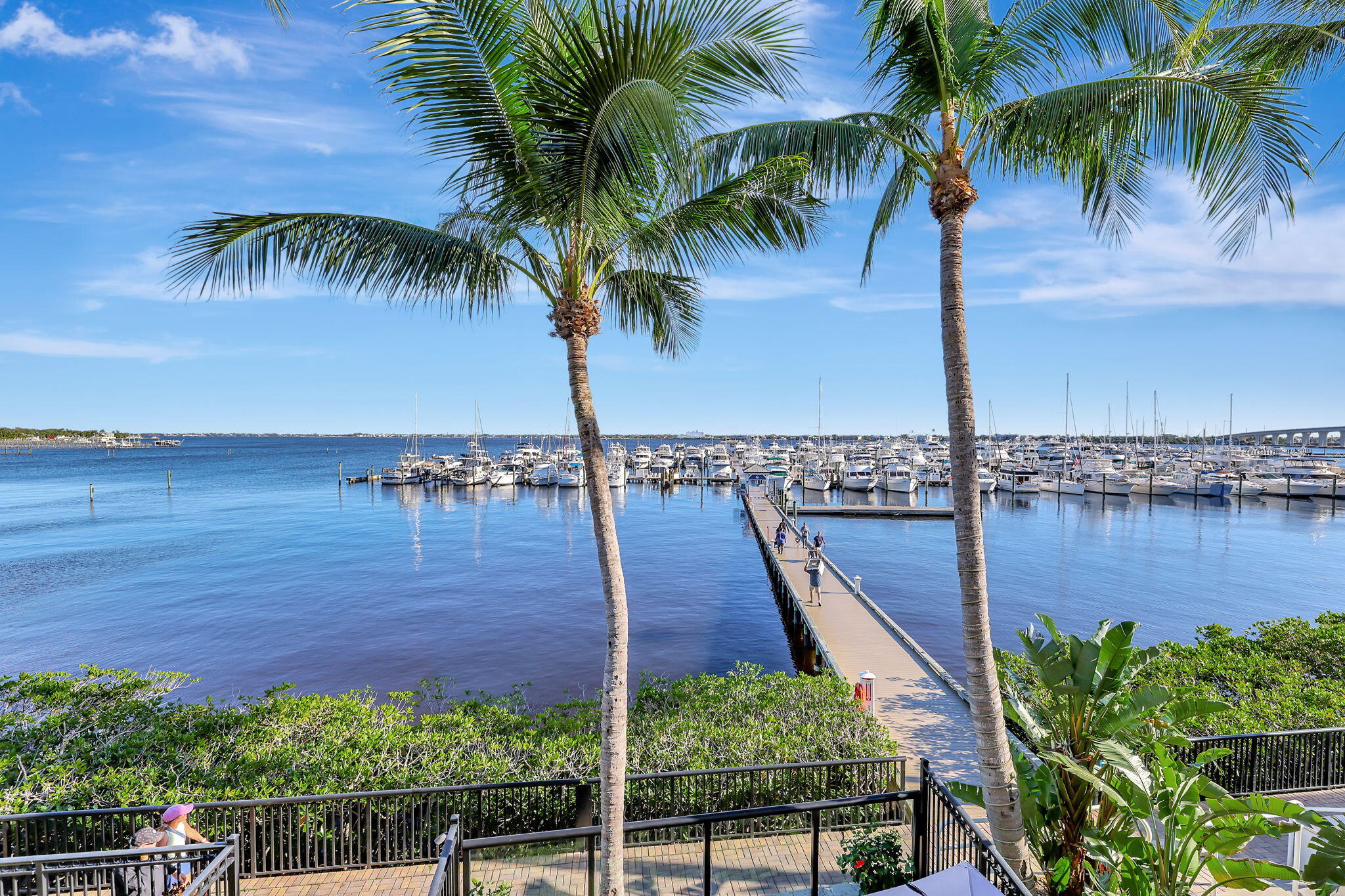 675 NW Flagler #Unit 202, Stuart FL 34994