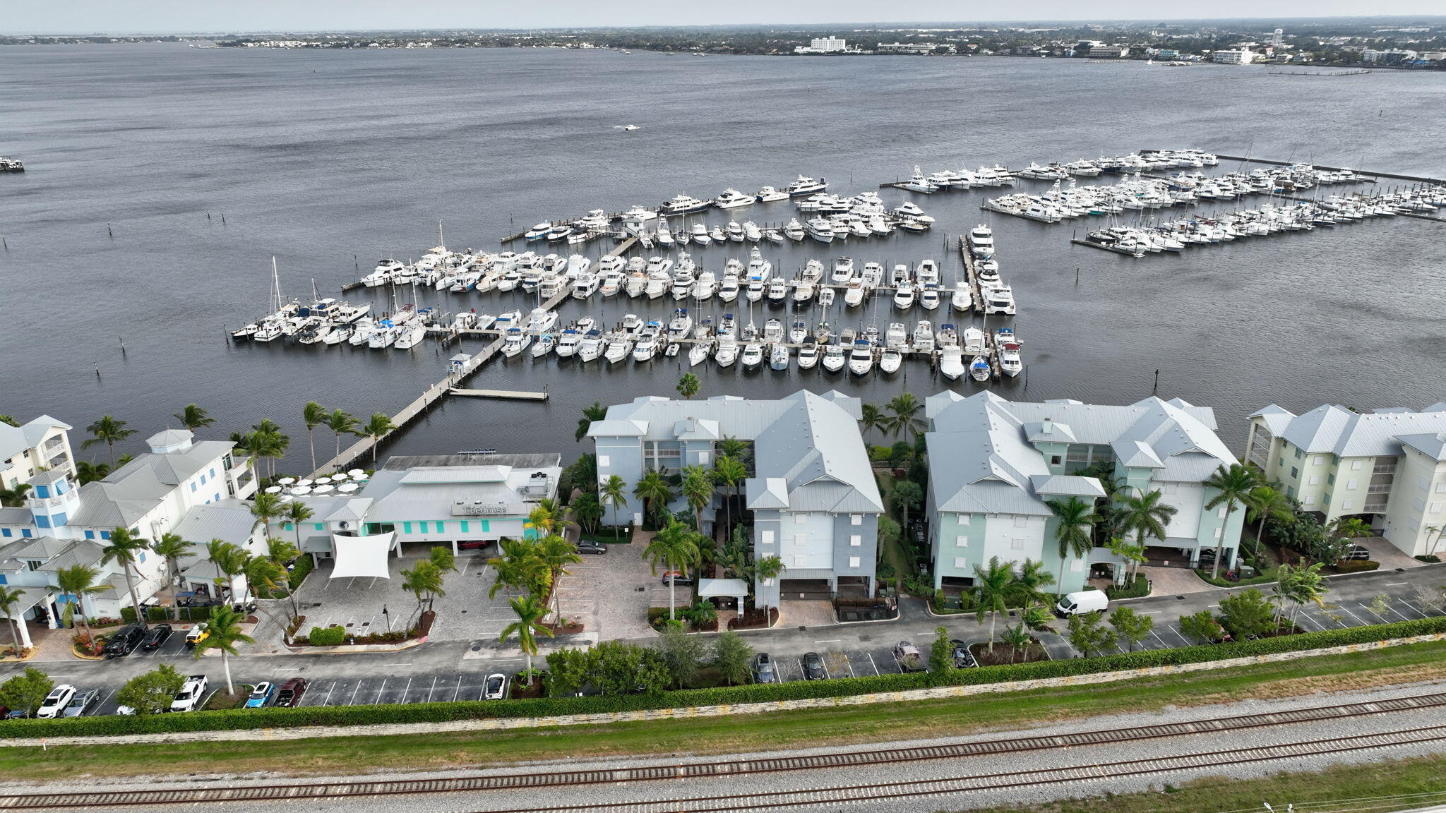 875 NW Flagler #404, Stuart FL 34994