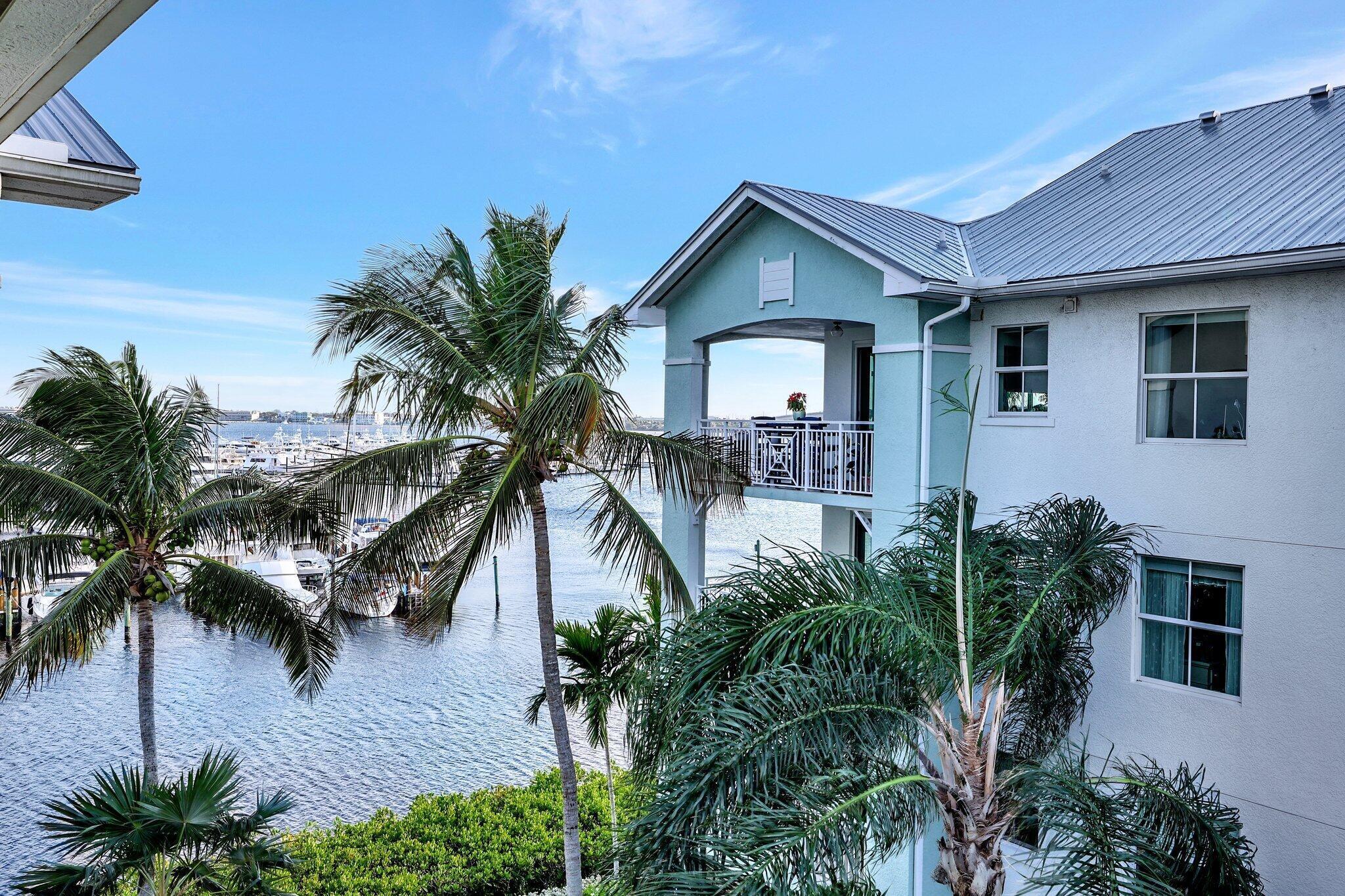 875 NW Flagler #404, Stuart FL 34994