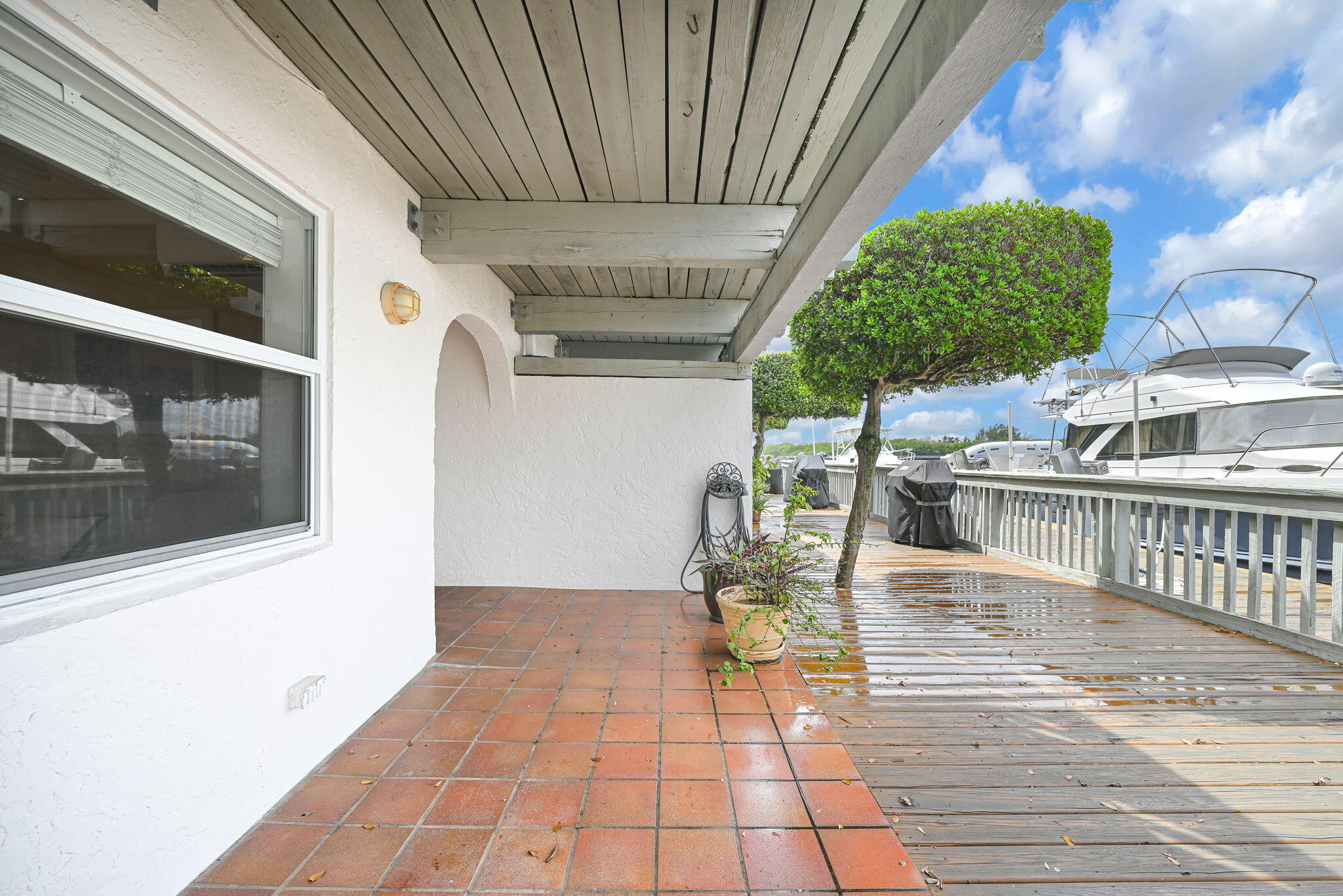 1800 N Ocean #204, Hollywood FL 33019