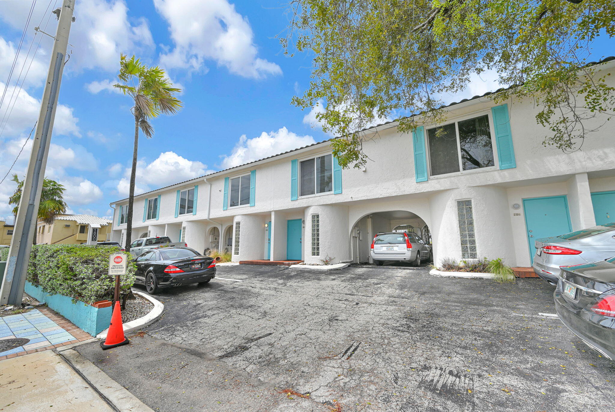 1800 N Ocean #204, Hollywood FL 33019