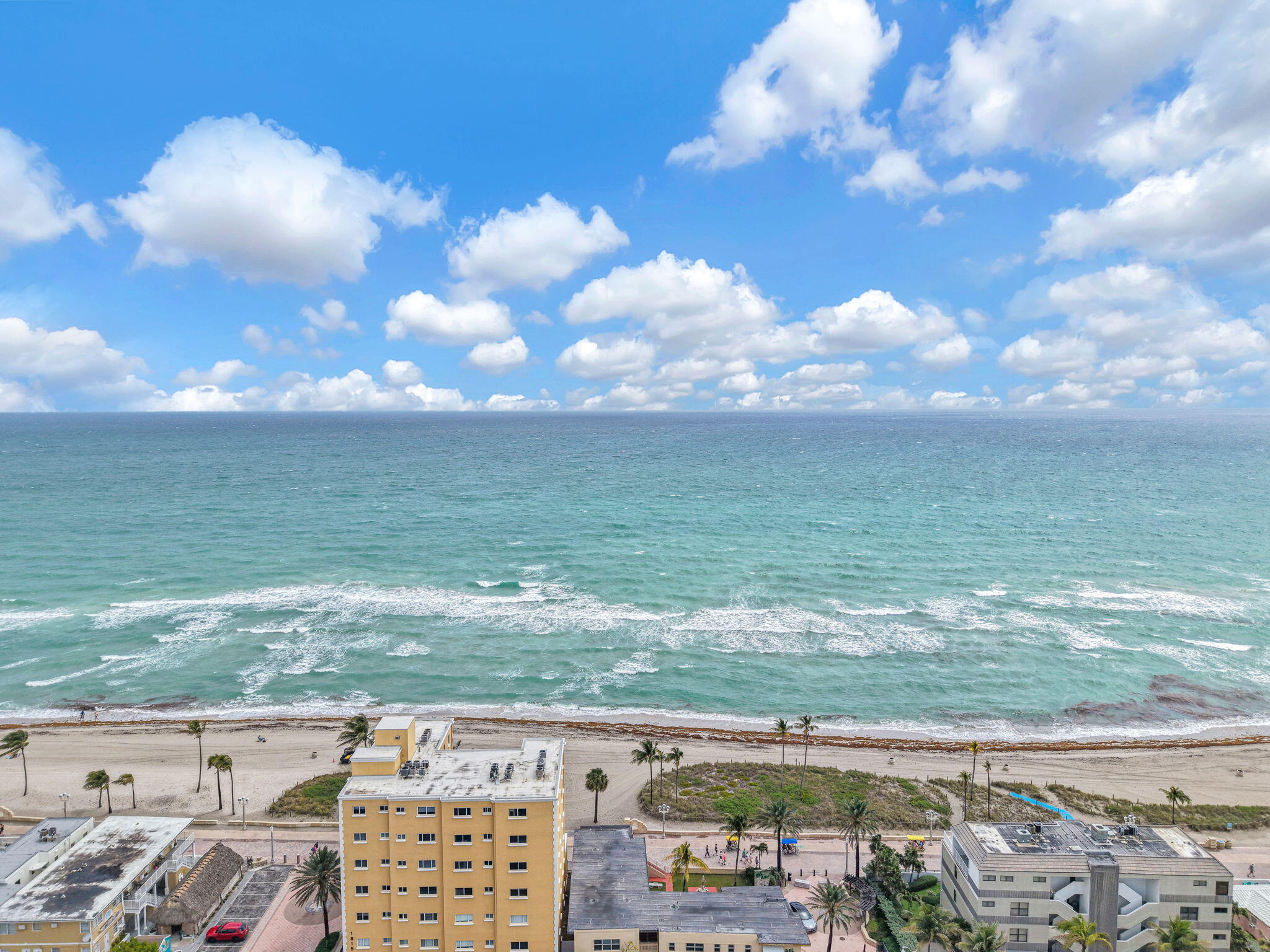 1800 N Ocean #204, Hollywood FL 33019