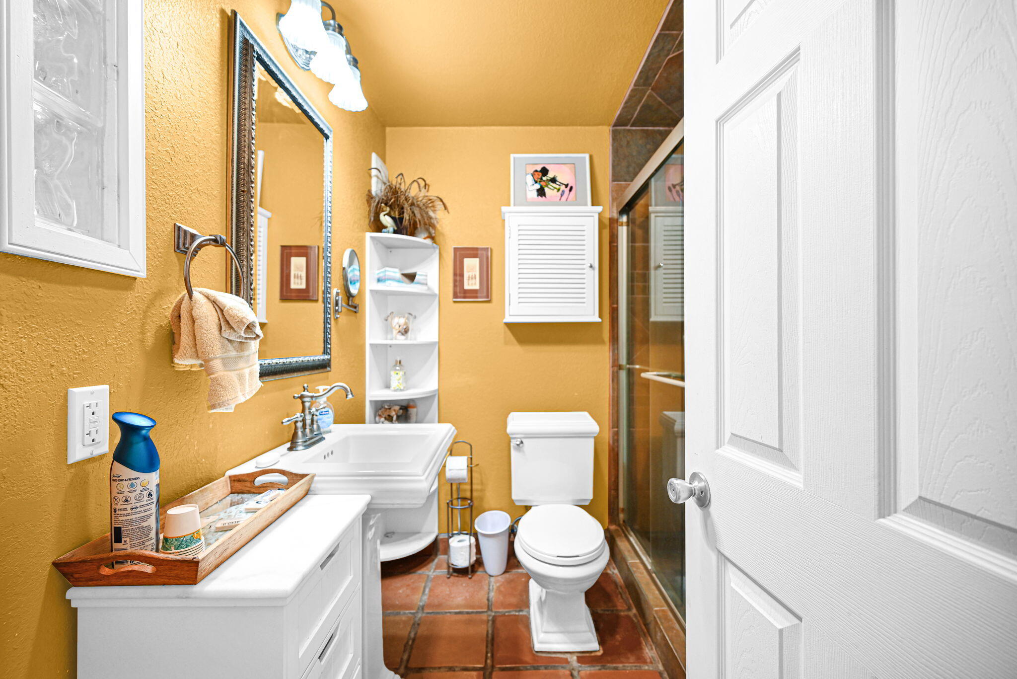 1800 N Ocean #204, Hollywood FL 33019