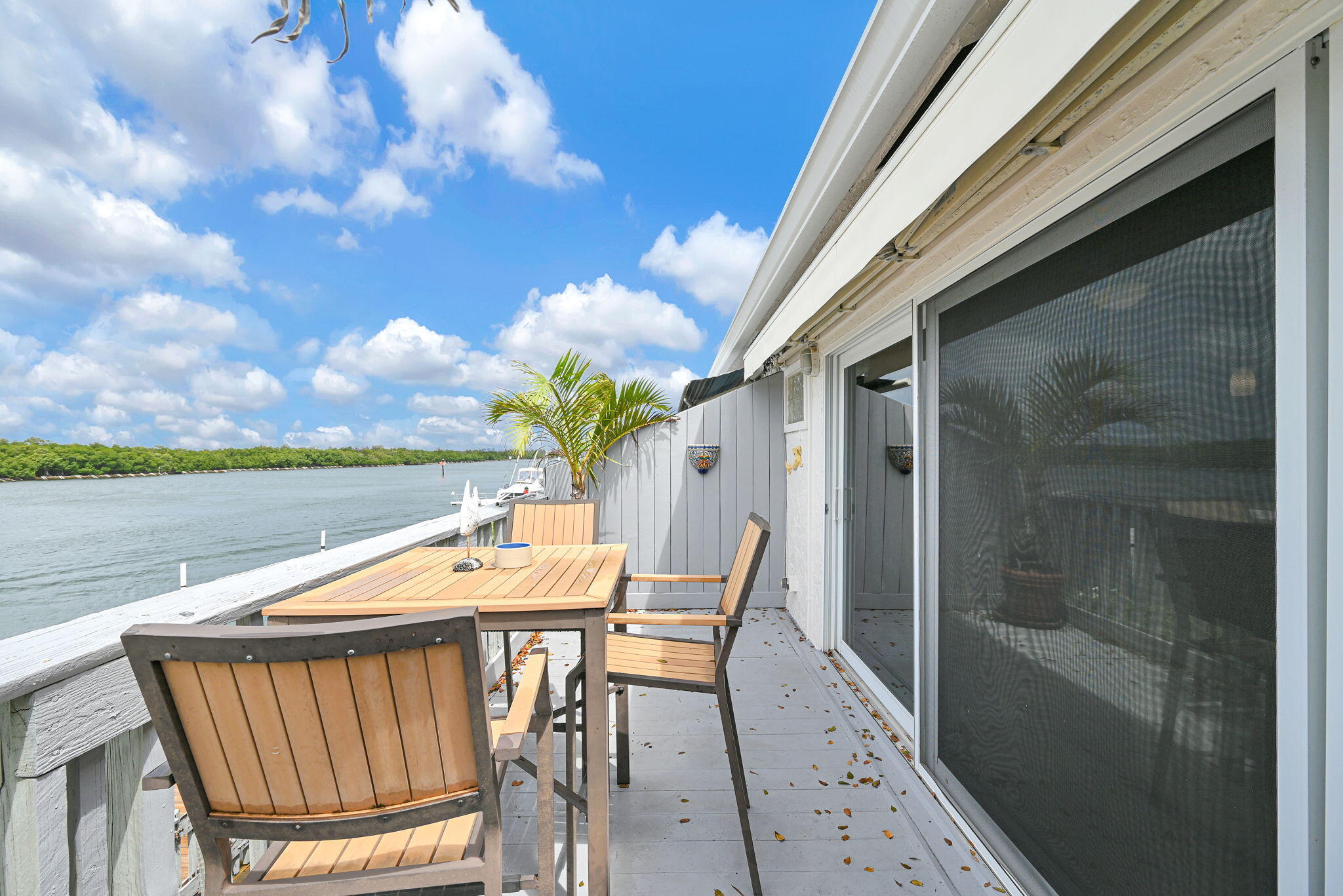 1800 N Ocean #204, Hollywood FL 33019