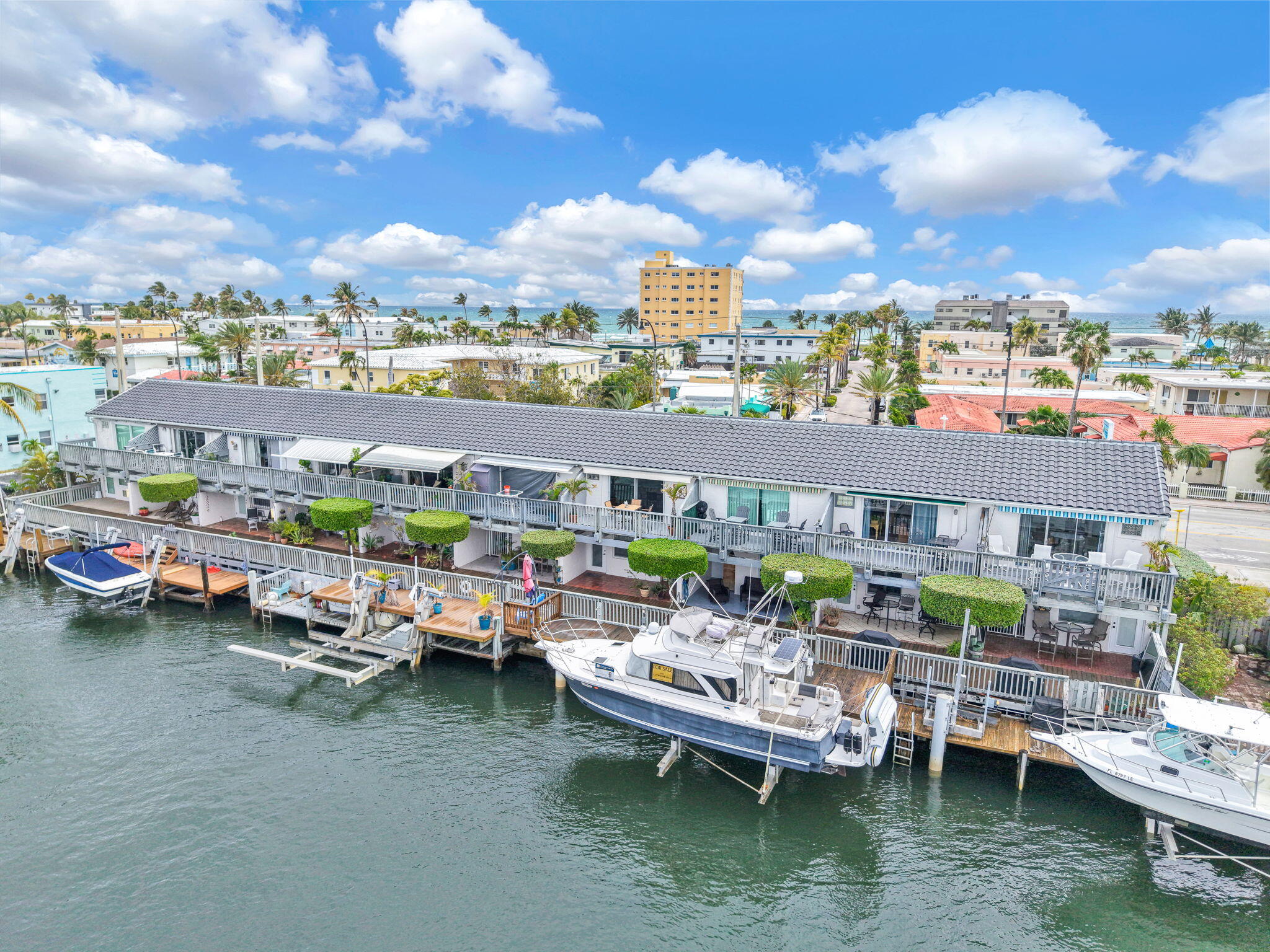 1800 N Ocean #204, Hollywood FL 33019