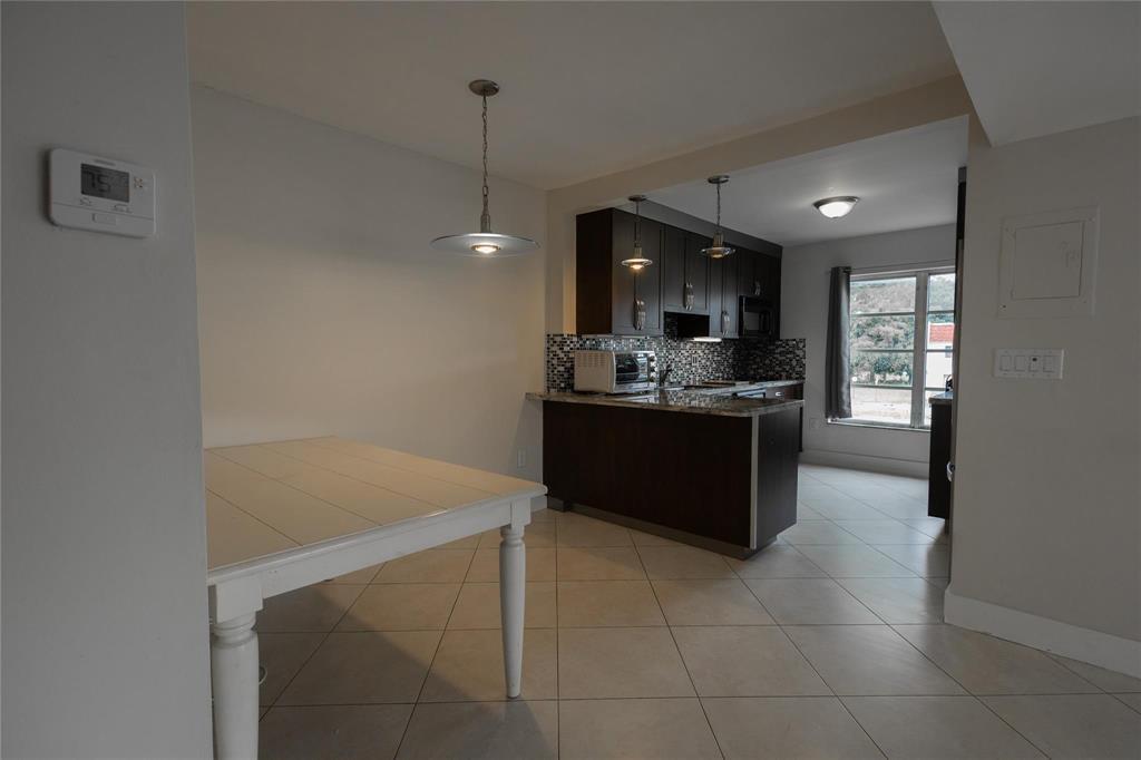 4152 Inverrary #202, Lauderhill FL 33319