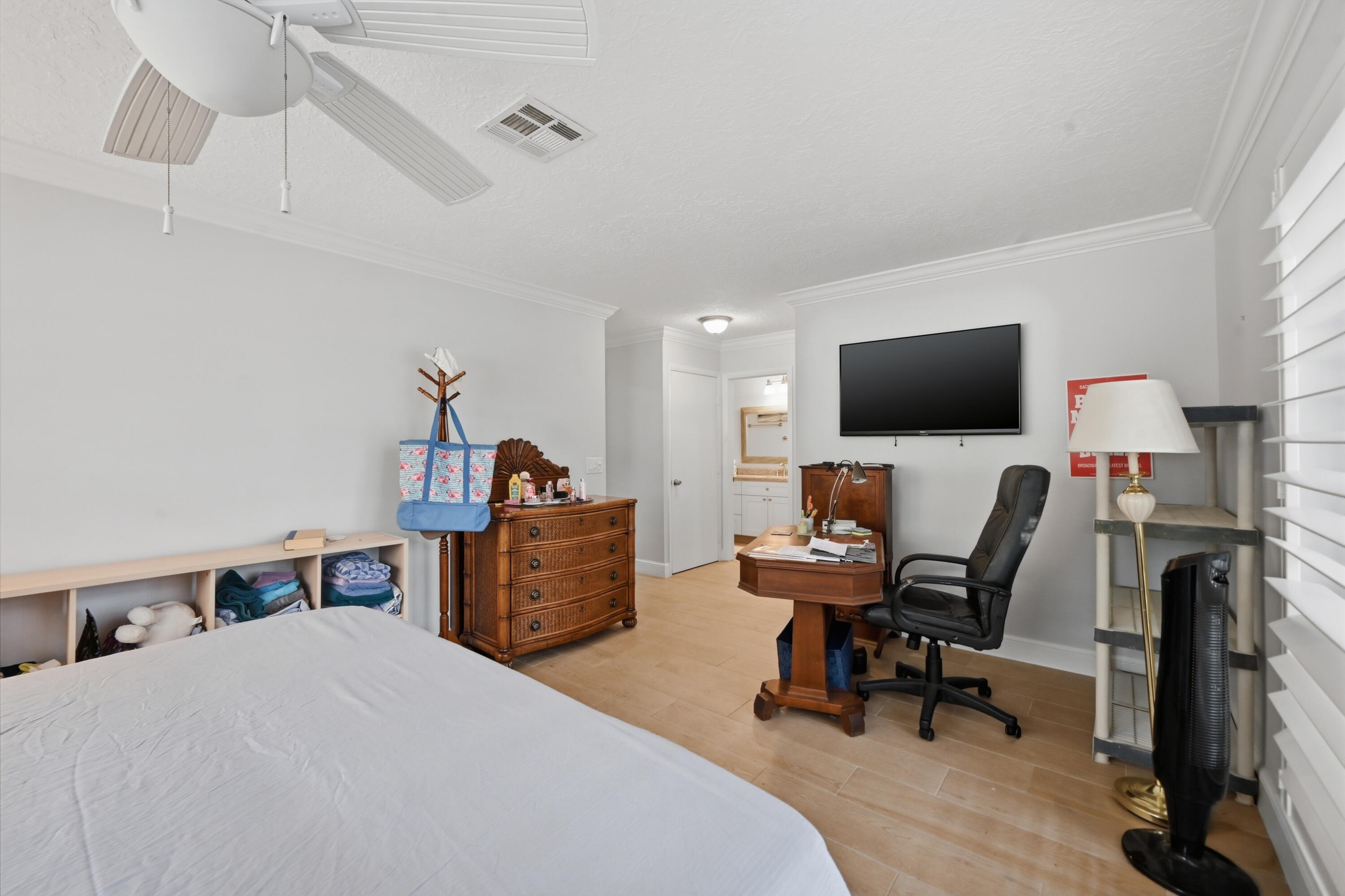 324 Orange Tree #4, Atlantis FL 33462