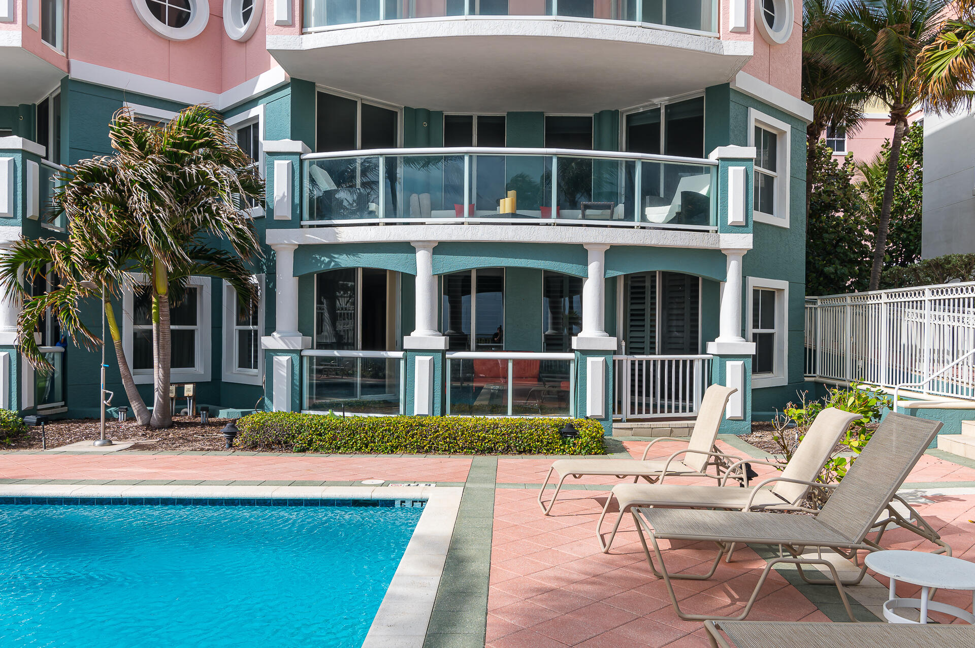 2051 SE 3rd #101, Deerfield Beach FL 33441