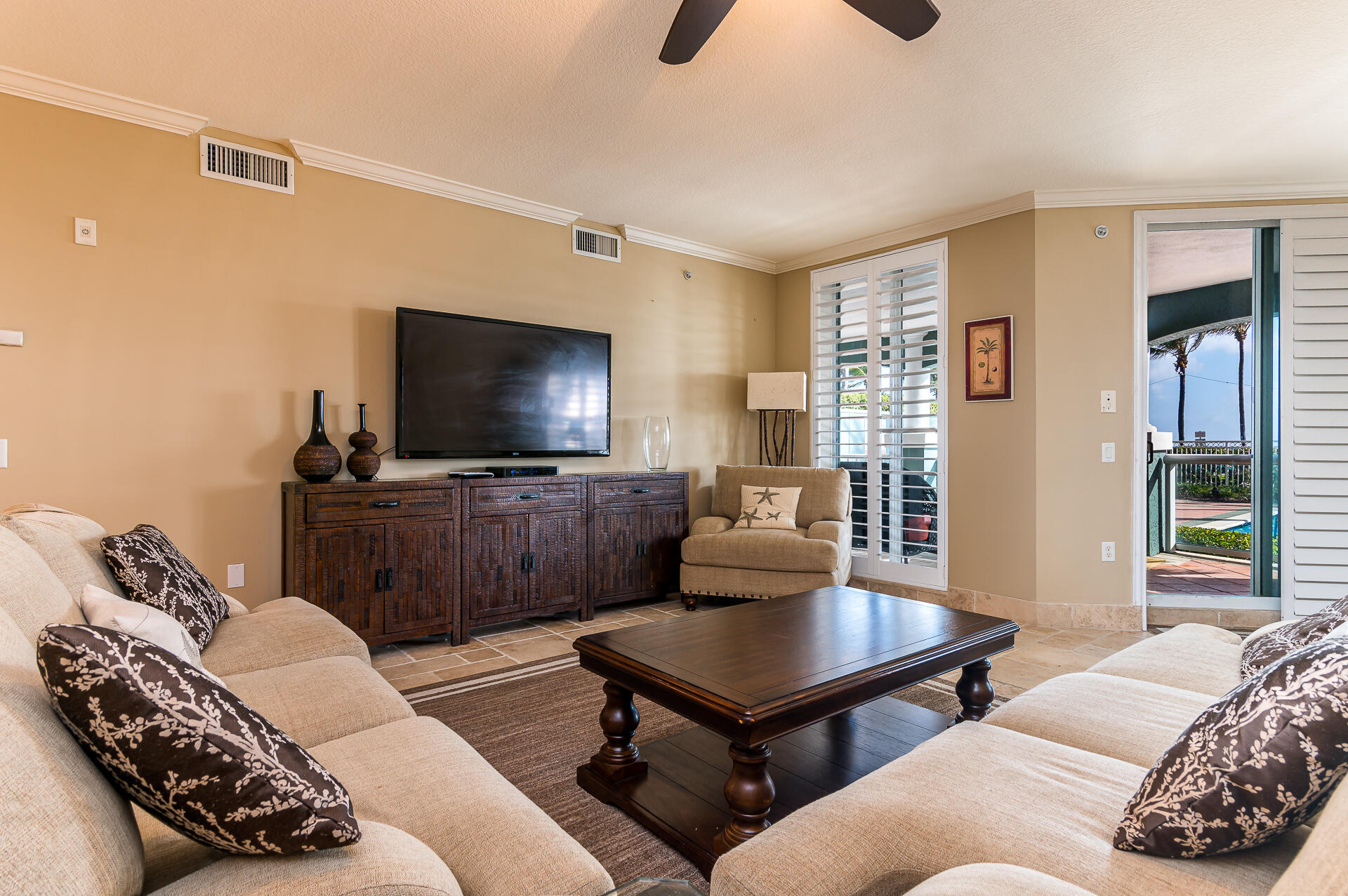2051 SE 3rd #101, Deerfield Beach FL 33441