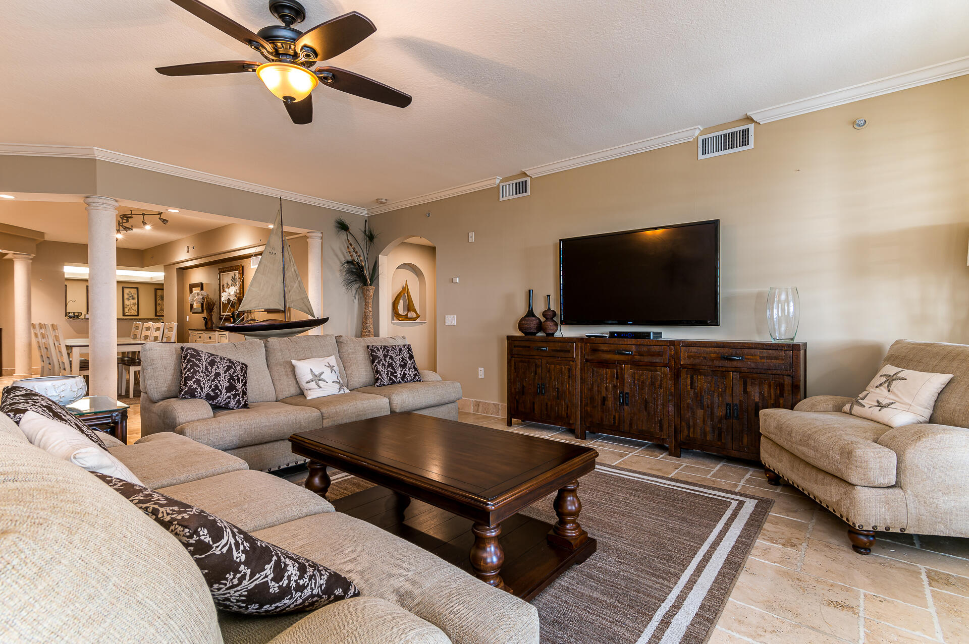 2051 SE 3rd #101, Deerfield Beach FL 33441