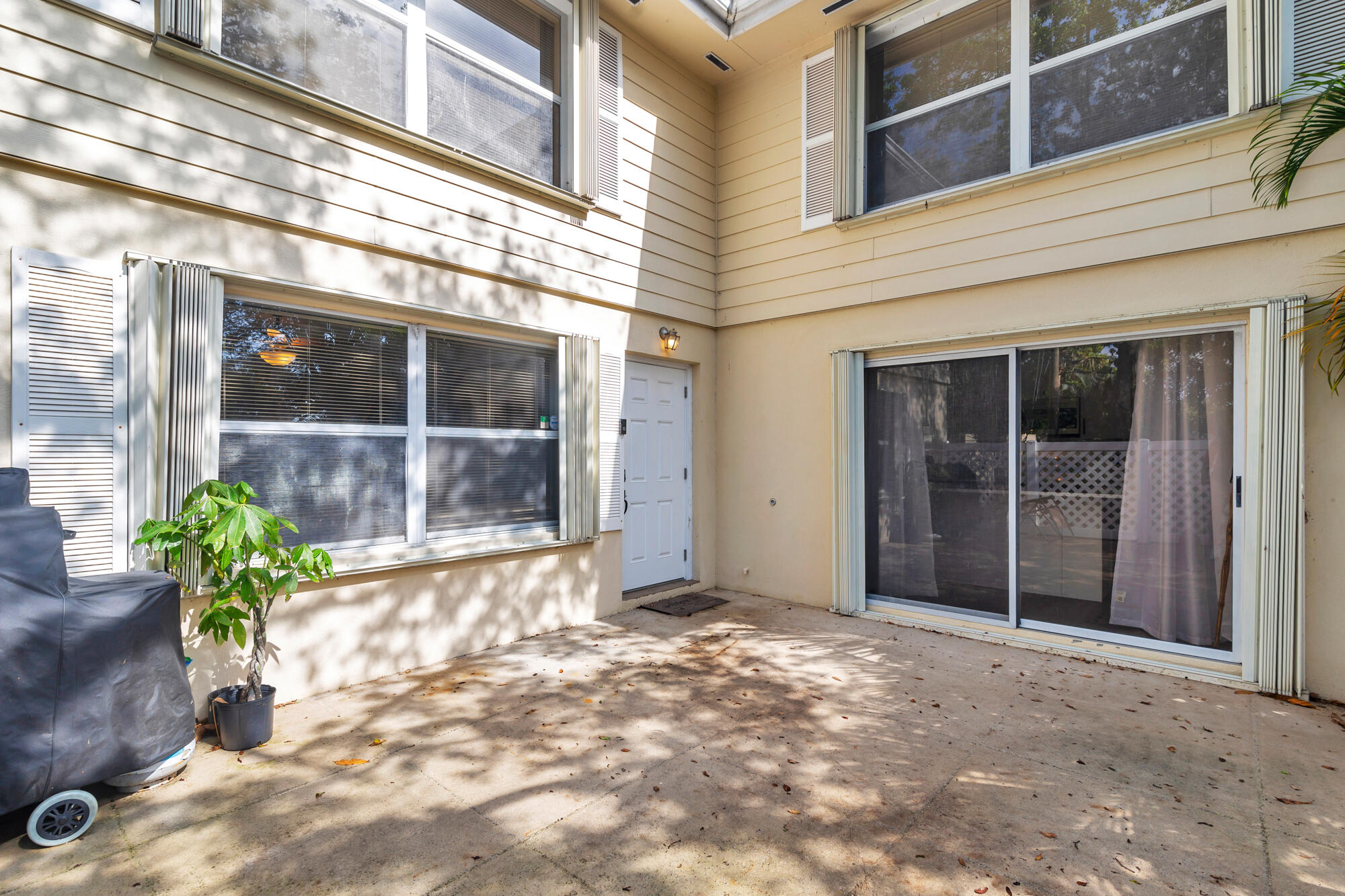 8142 Bridgewater #42c, Lake Clarke Shores FL 33406