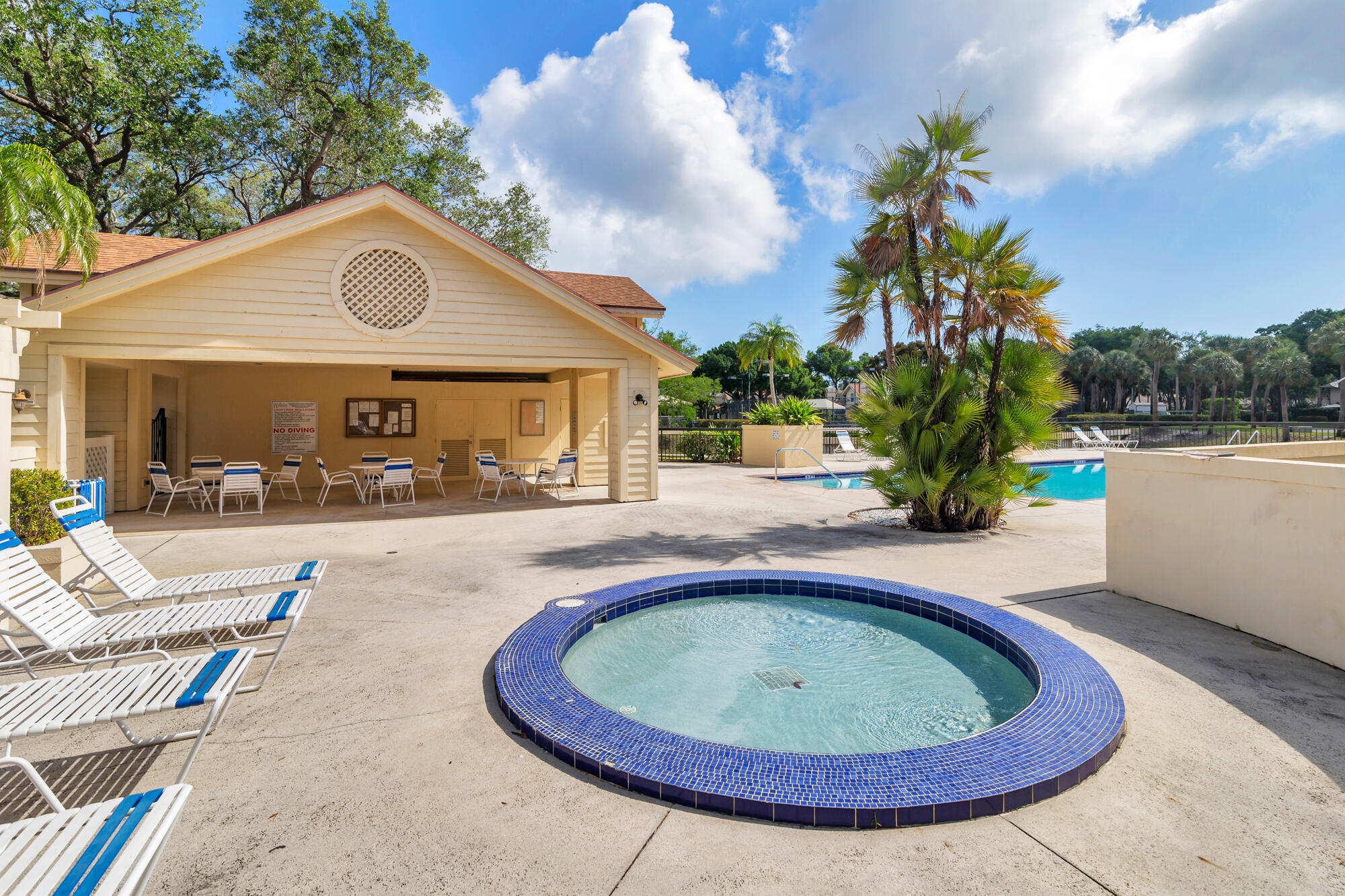 8142 Bridgewater #42c, Lake Clarke Shores FL 33406