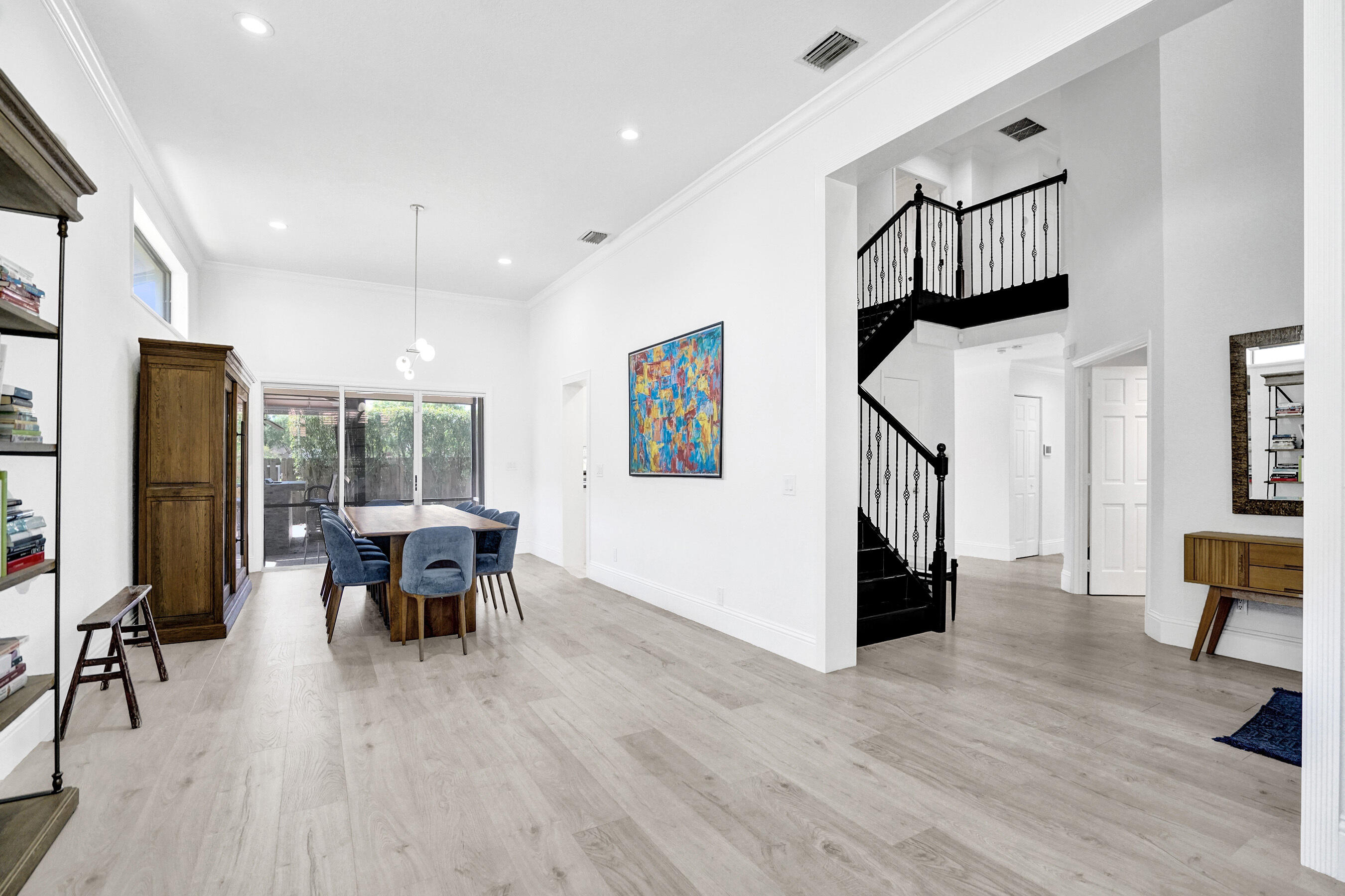 10650 Paris, Cooper City FL 33026