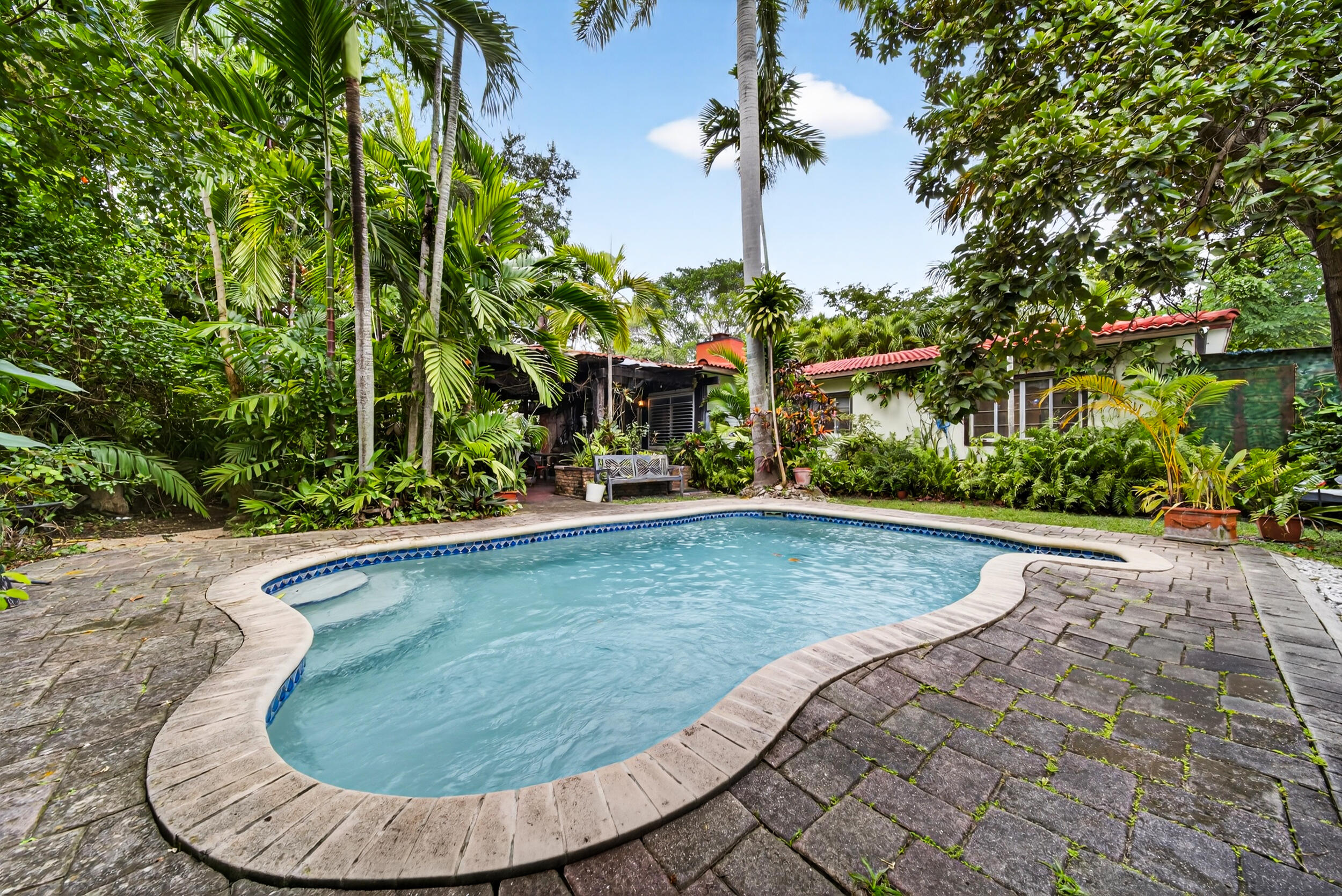 320 San Sebastian, Coral Gables FL 33134