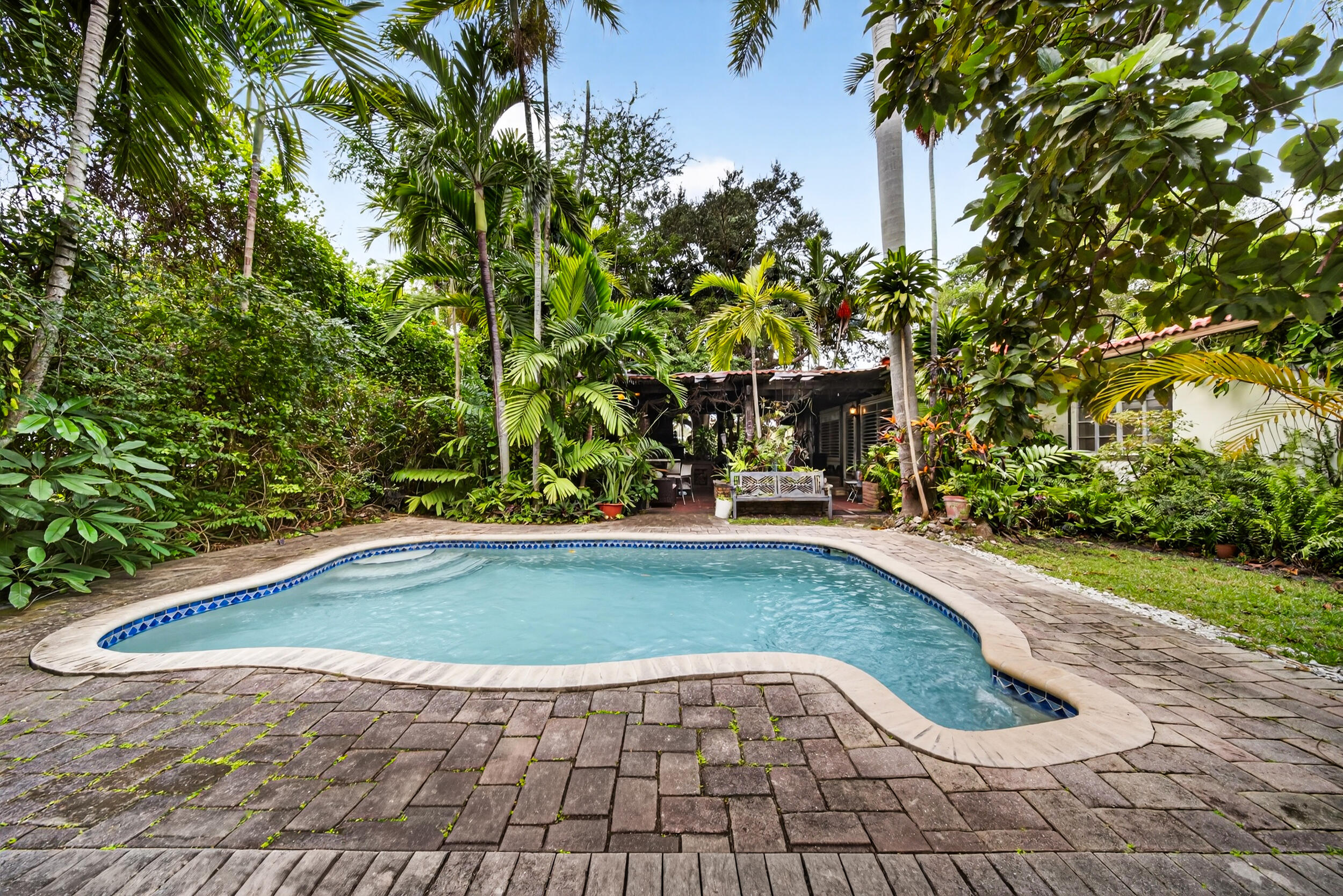320 San Sebastian, Coral Gables FL 33134