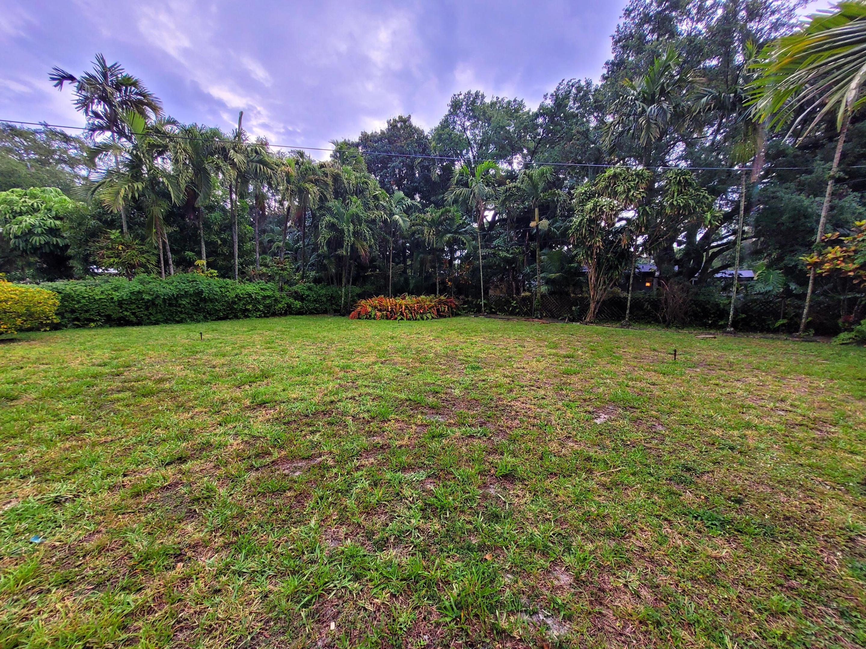 1060 NE 122nd, North Miami FL 33161