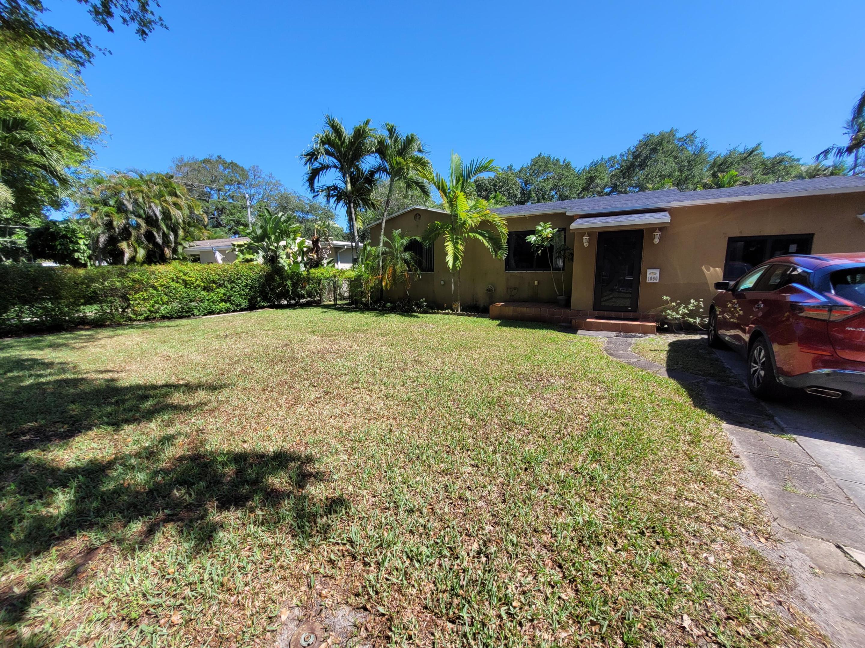 1060 NE 122nd, North Miami FL 33161