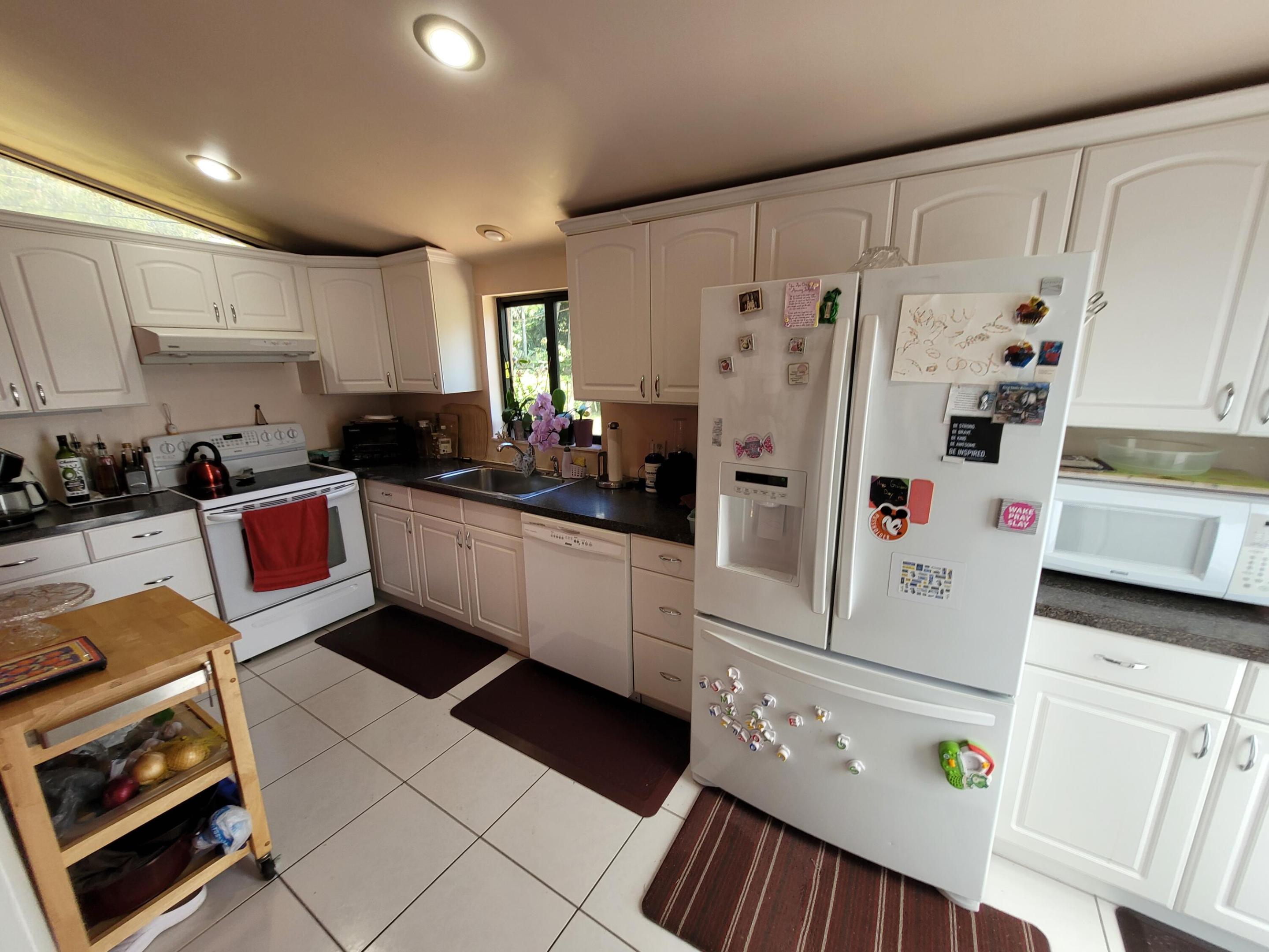 1060 NE 122nd, North Miami FL 33161