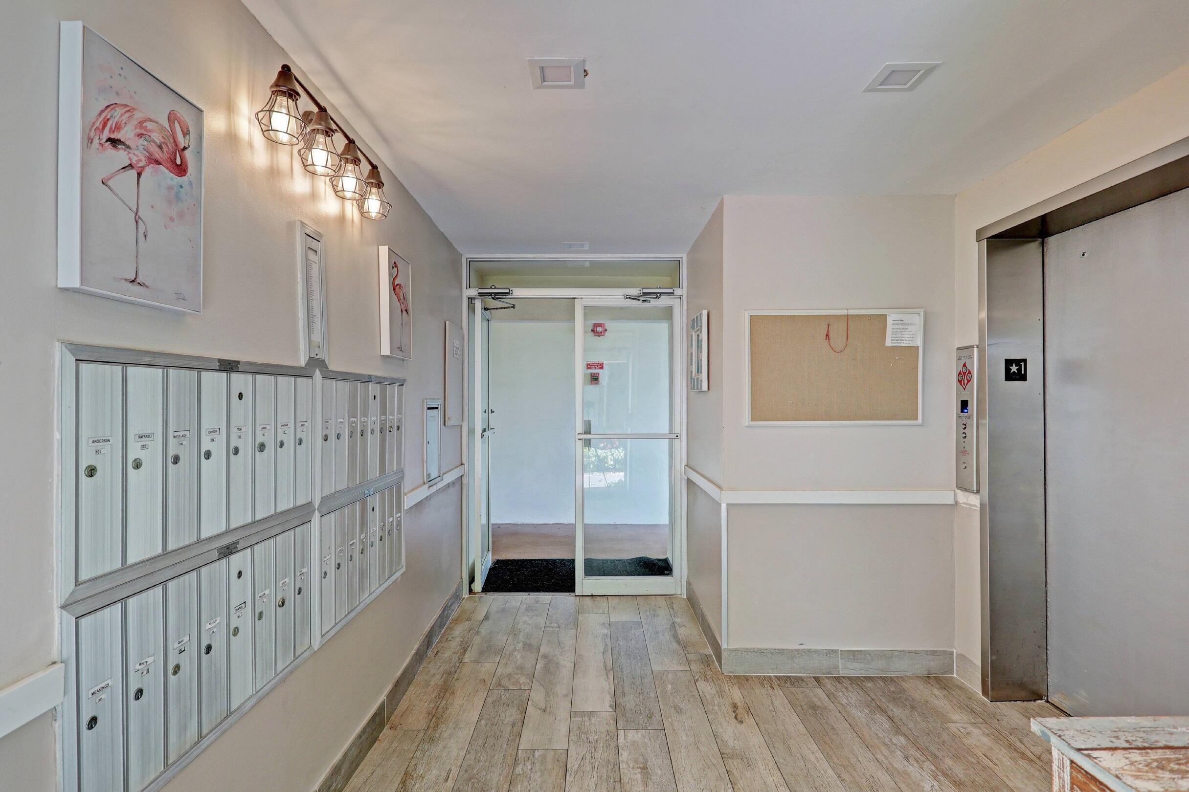 1820 New Palm #201, Boynton Beach FL 33435