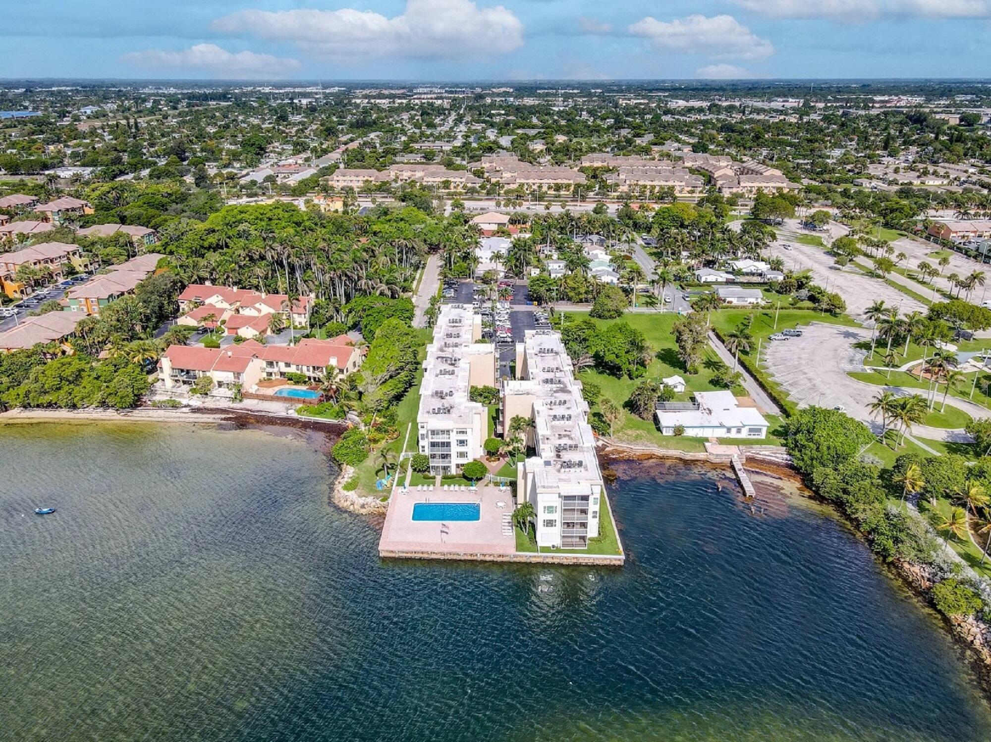 1820 New Palm #201, Boynton Beach FL 33435