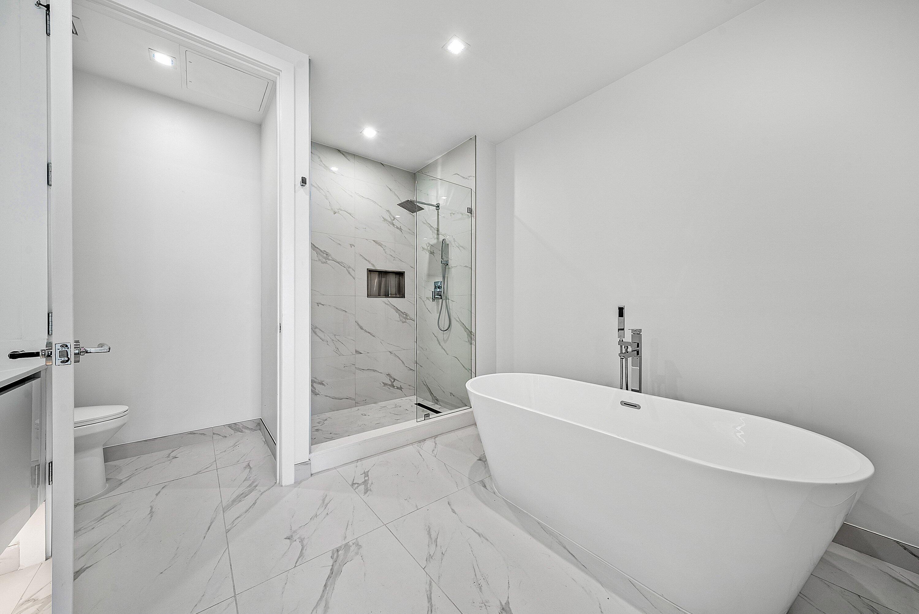 220 Lake Shore #1508, Lake Park FL 33403