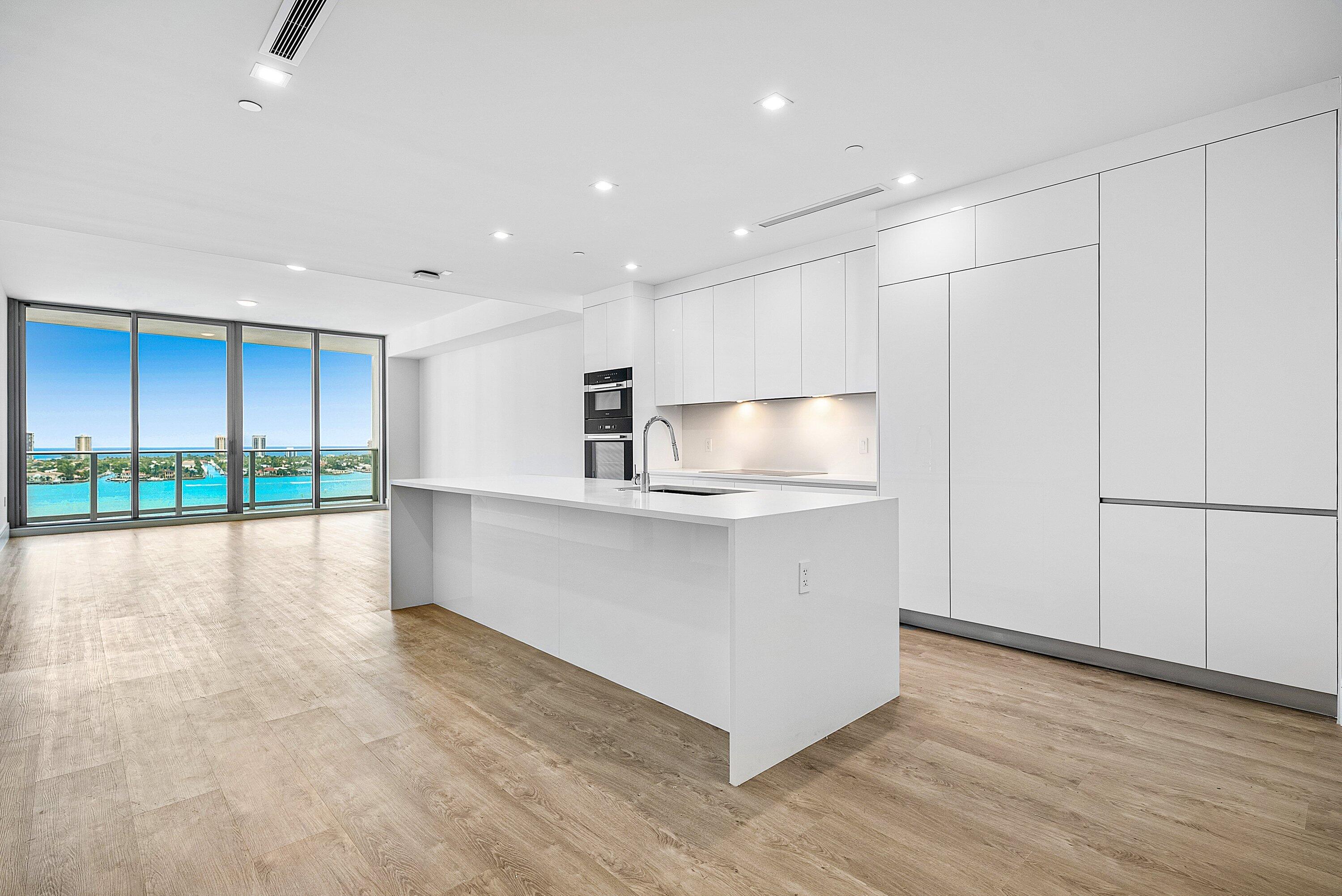 220 Lake Shore #1508, Lake Park FL 33403