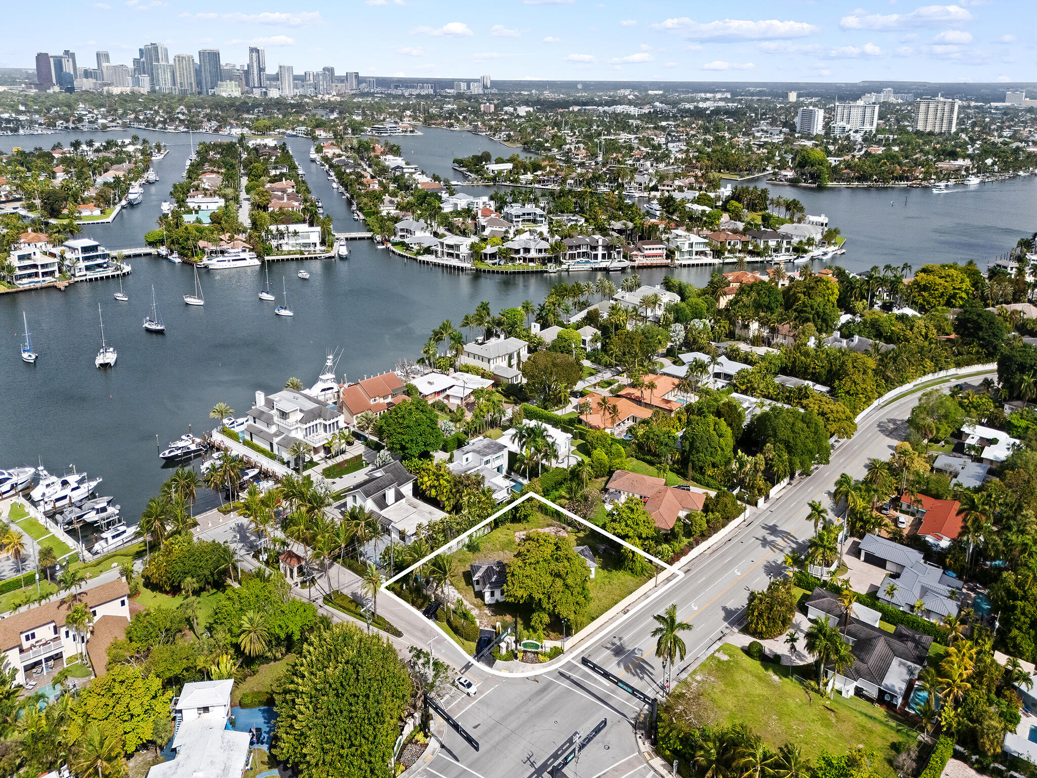 2681 Harbor Beach, Fort Lauderdale FL 33316
