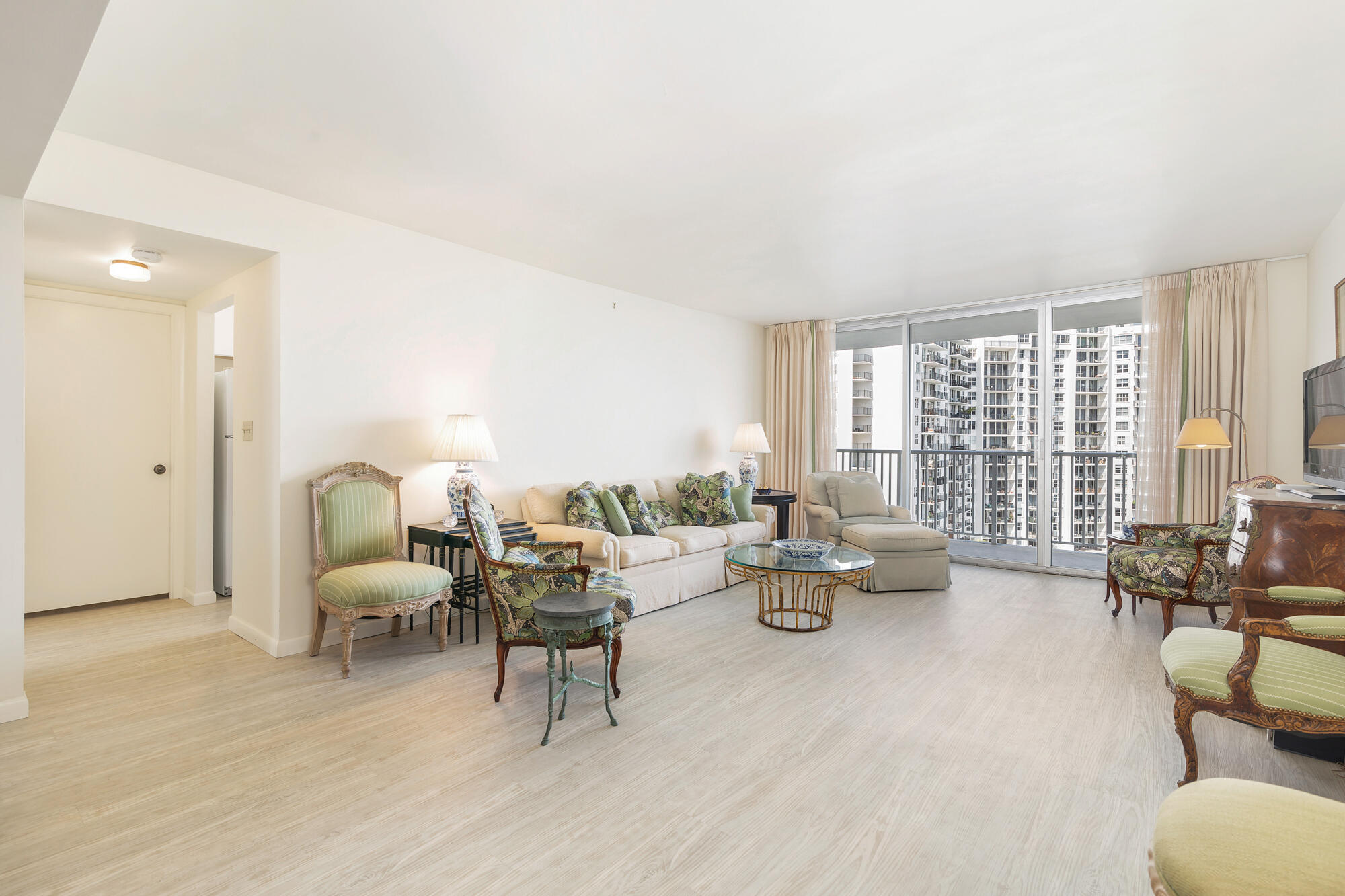 1801 S Flagler #1105, West Palm Beach FL 33401