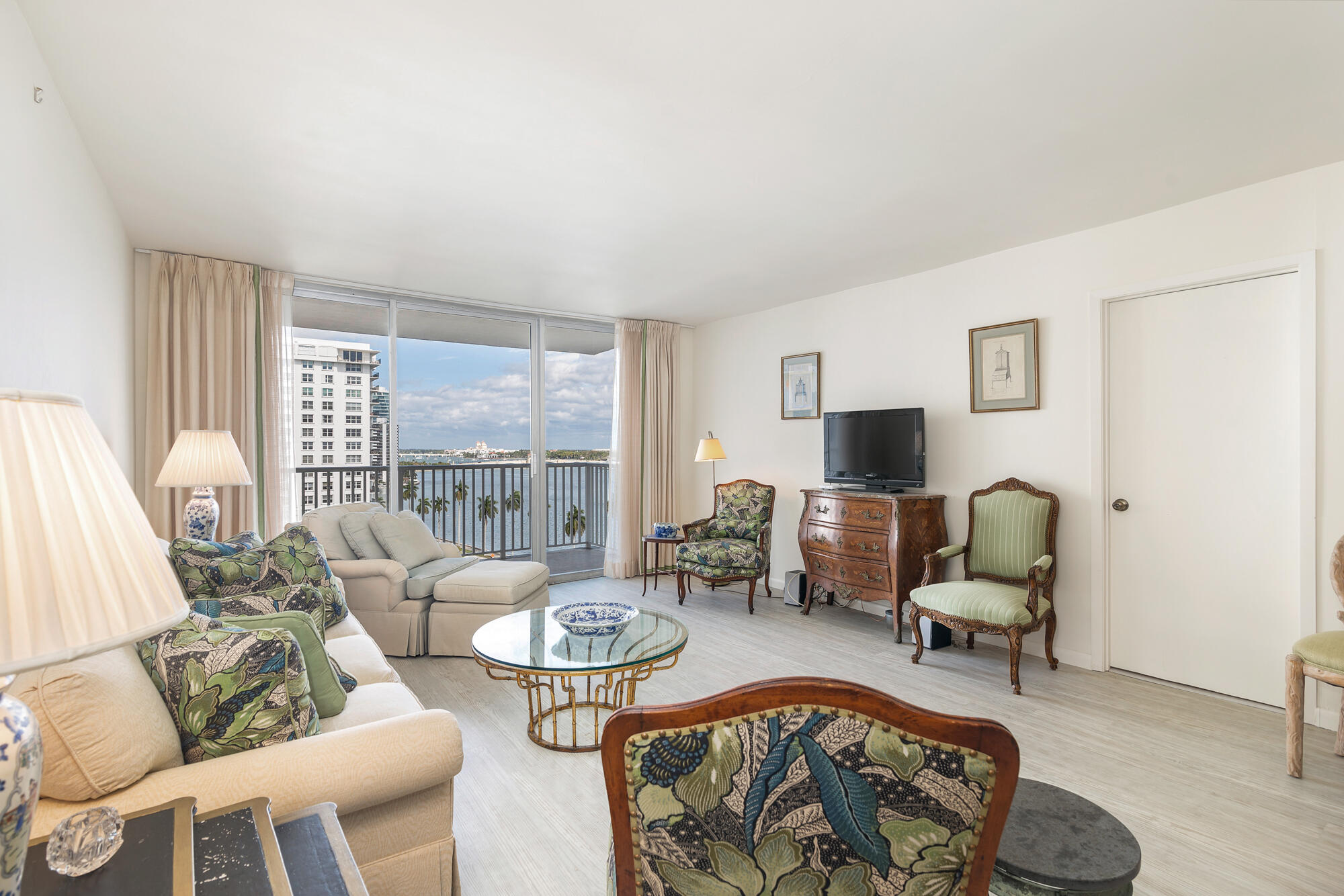1801 S Flagler #1105, West Palm Beach FL 33401