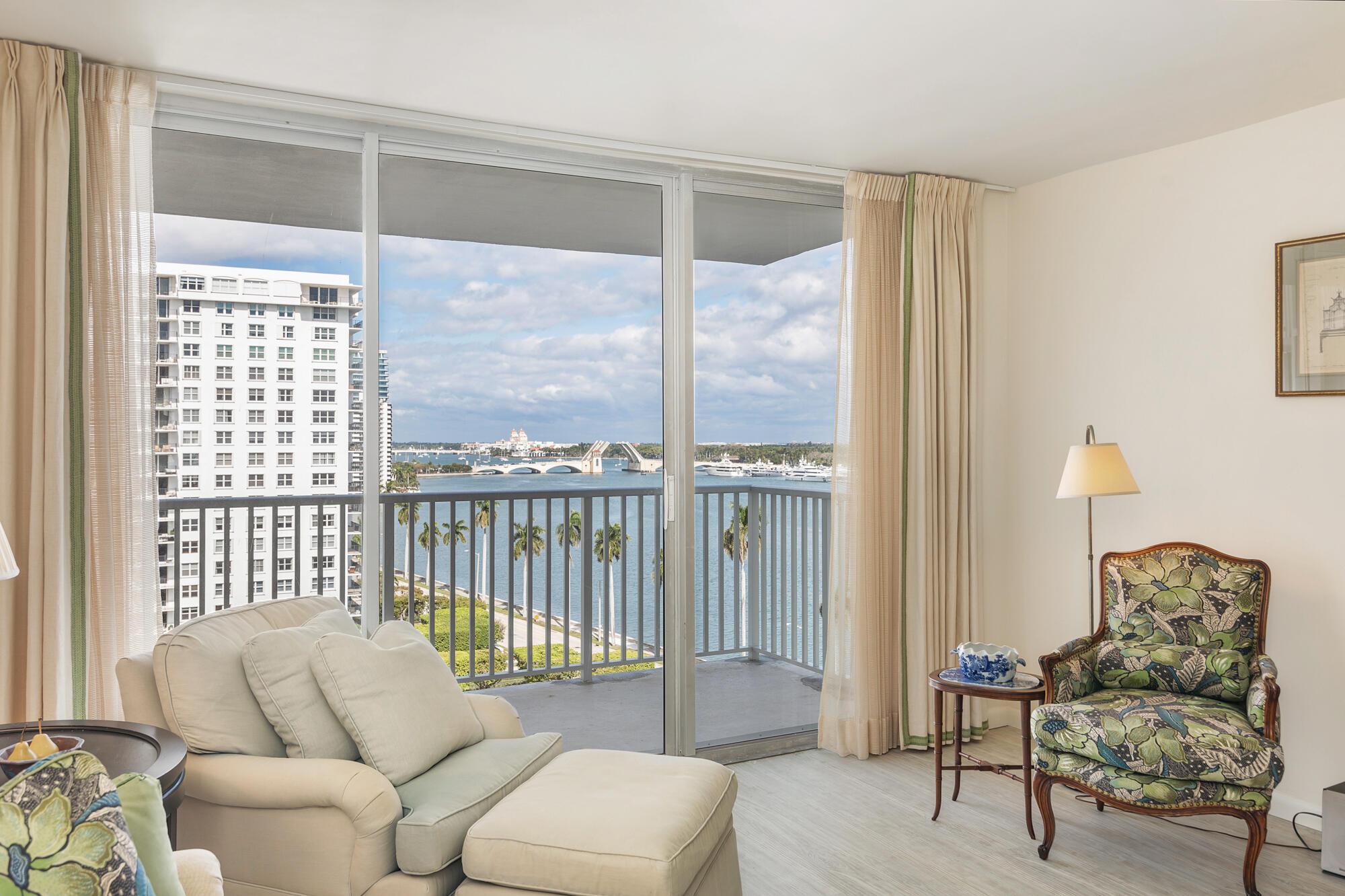 1801 S Flagler #1105, West Palm Beach FL 33401