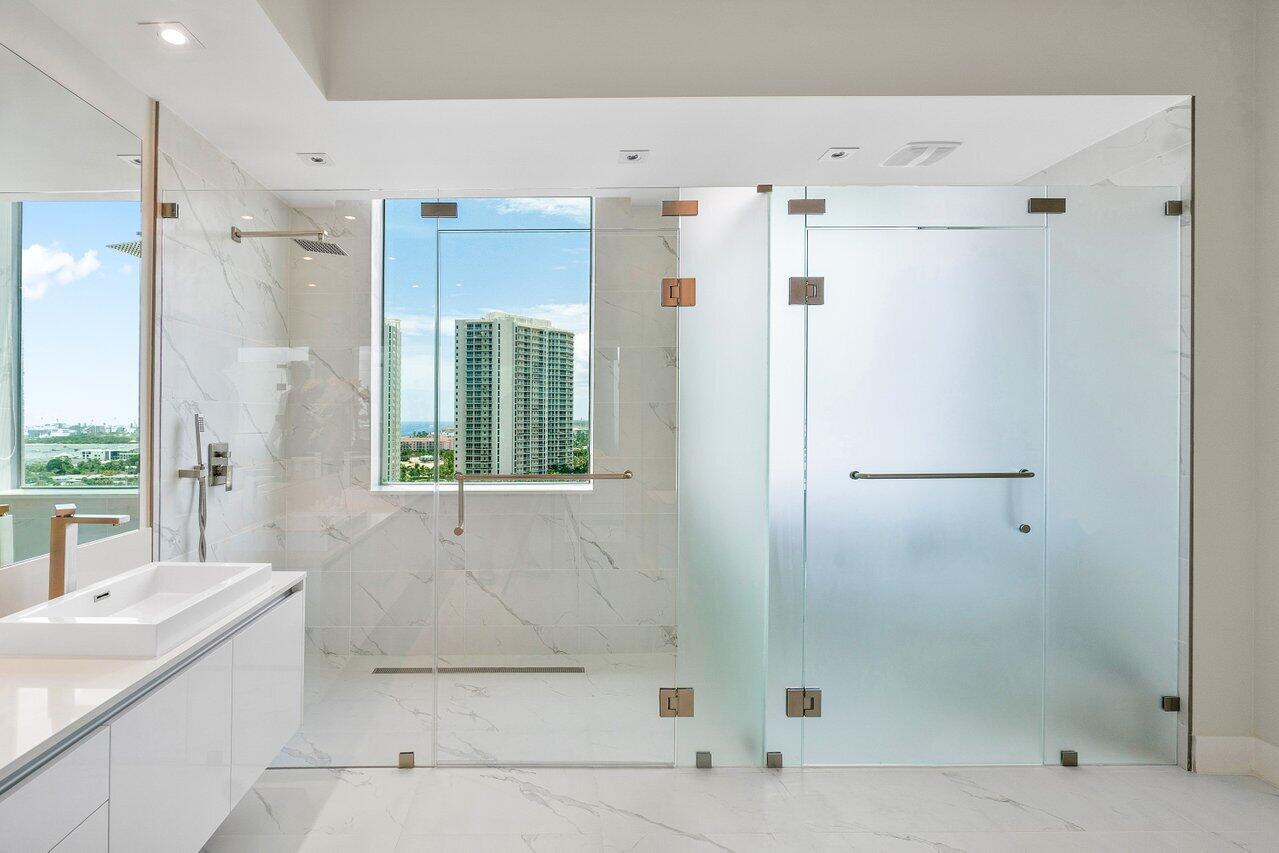 3100 N Ocean #1505, Riviera Beach FL 33404