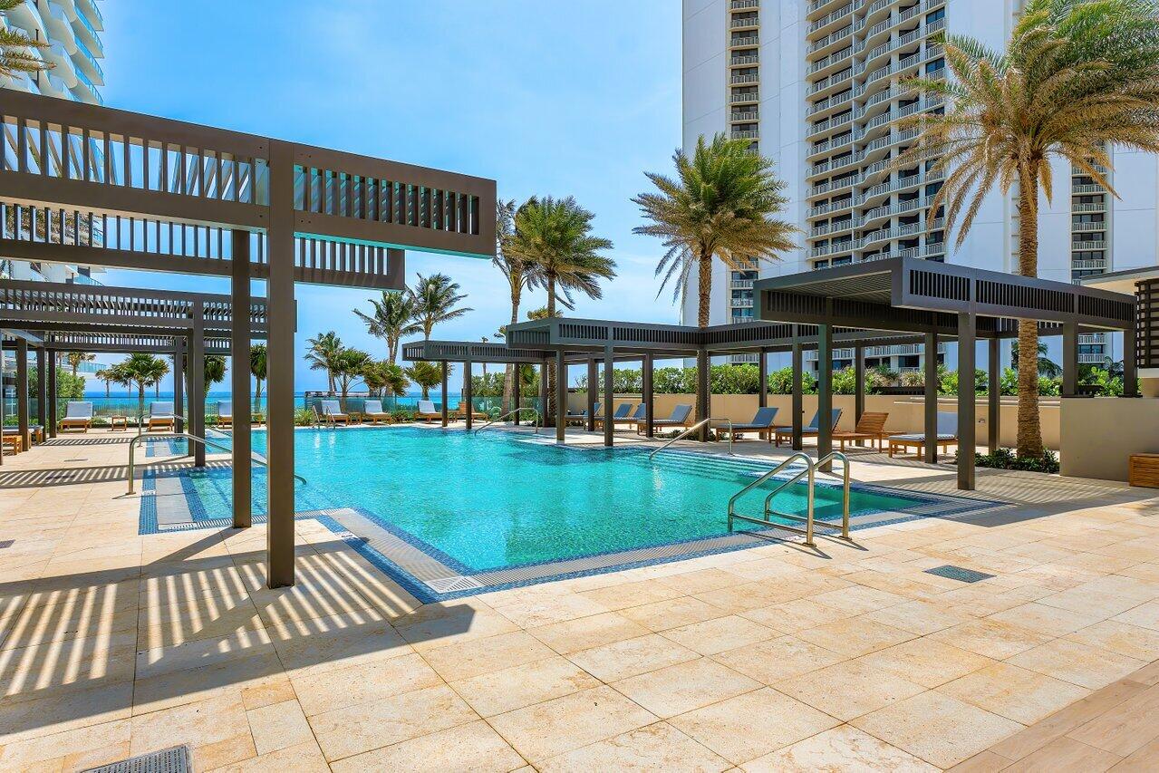 3100 N Ocean #1505, Riviera Beach FL 33404