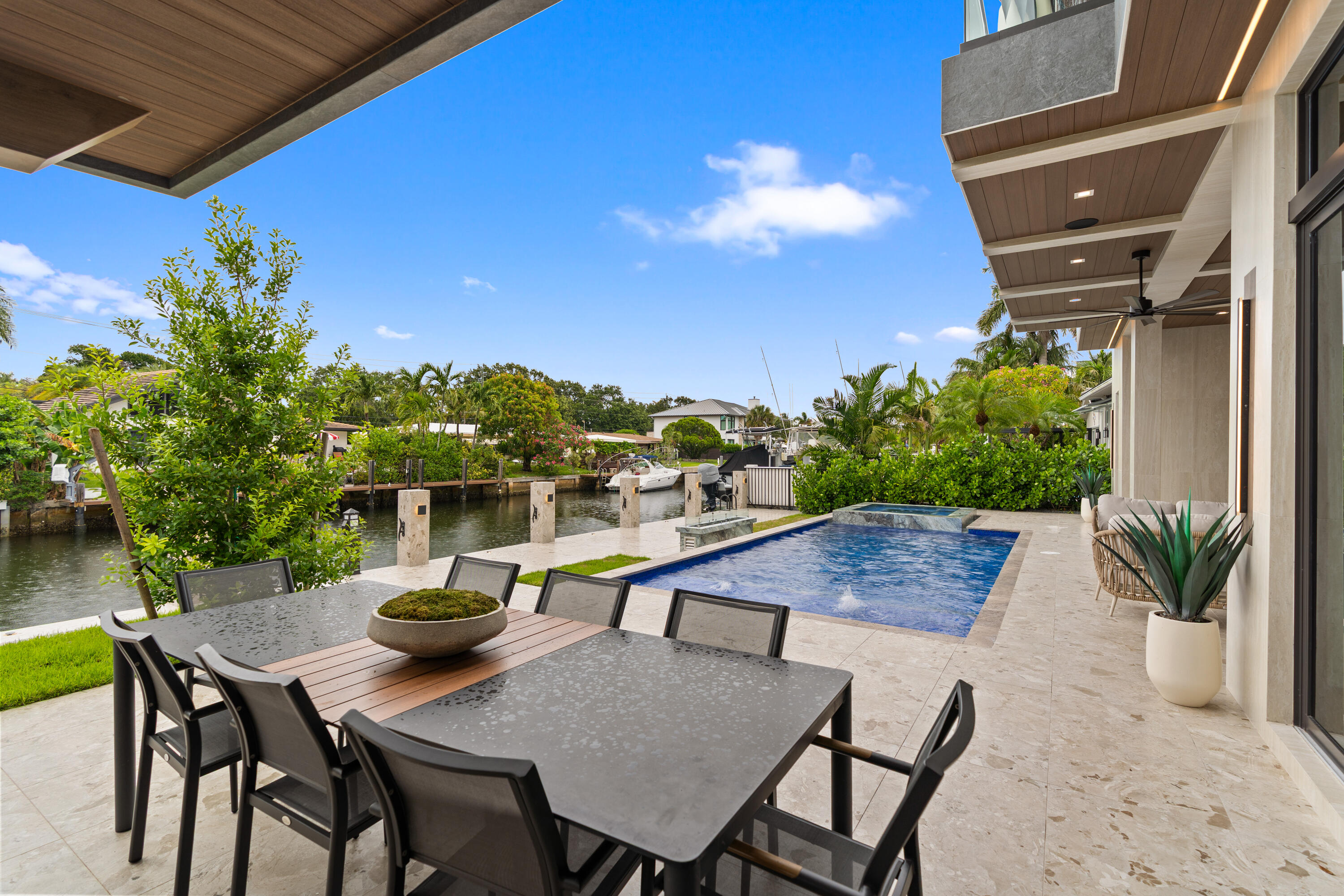 2441 NE 48th, Lighthouse Point FL 33064