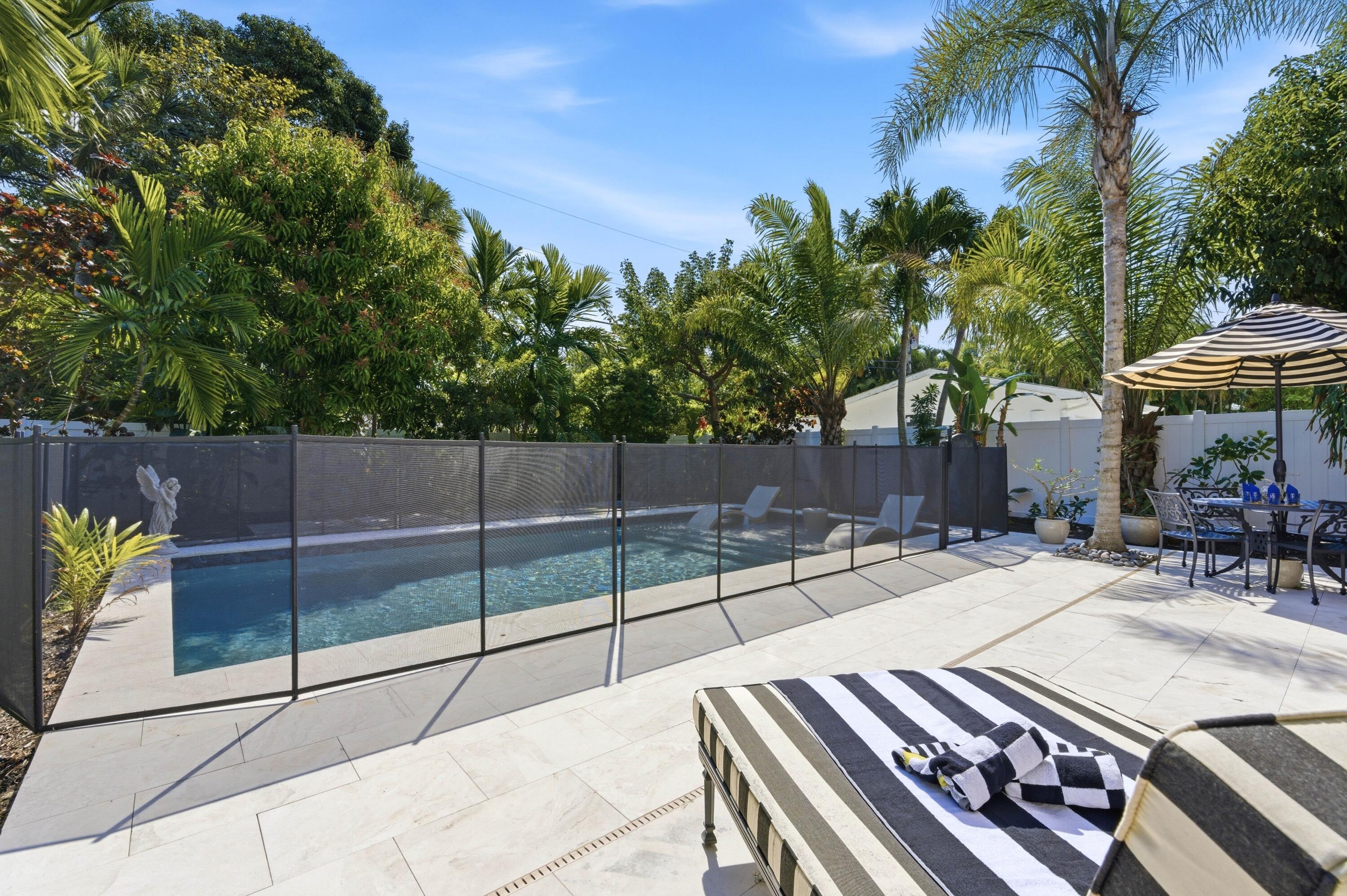 702 S Atlantic, Lantana FL 33462