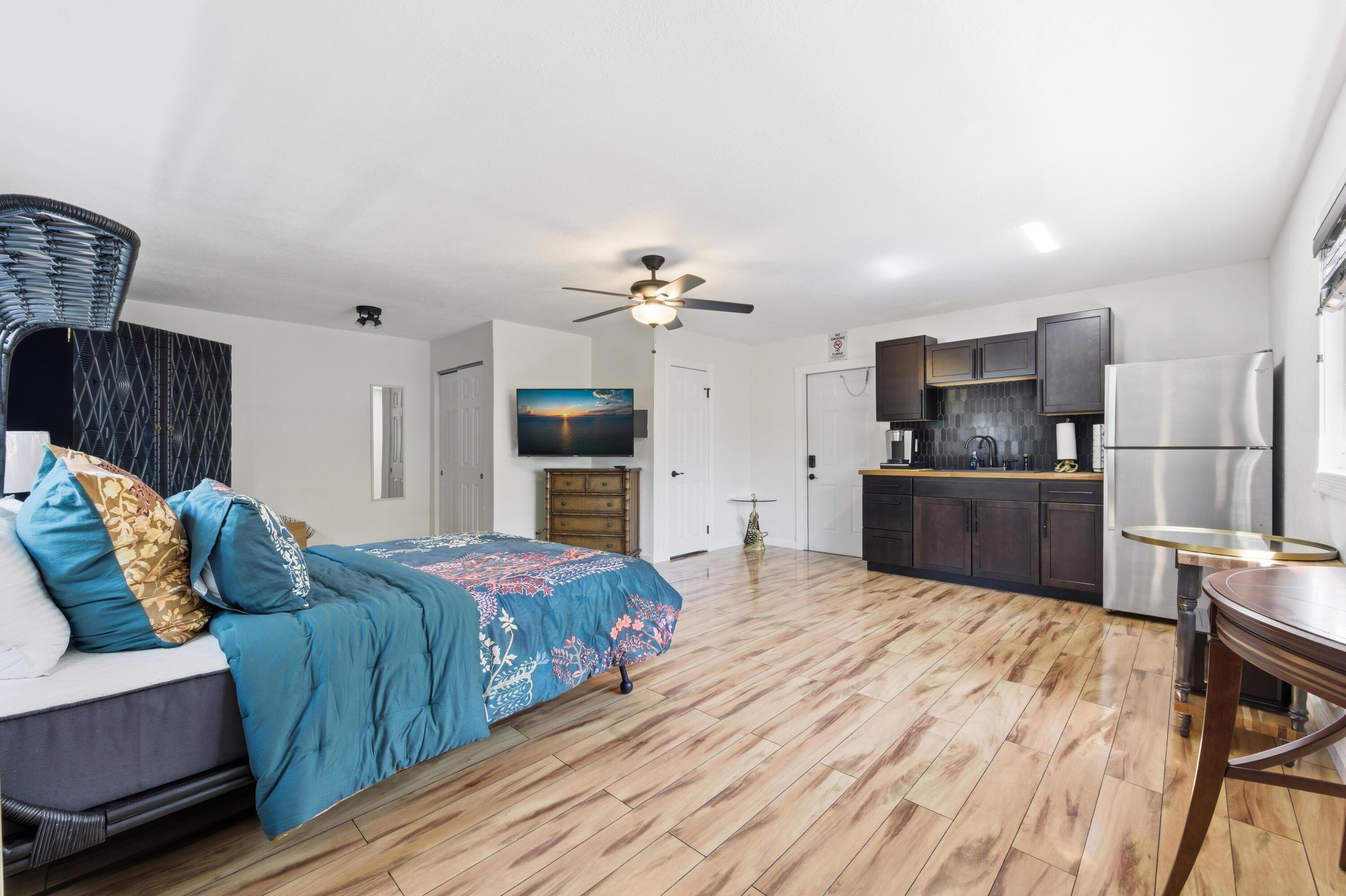 702 S Atlantic, Lantana FL 33462