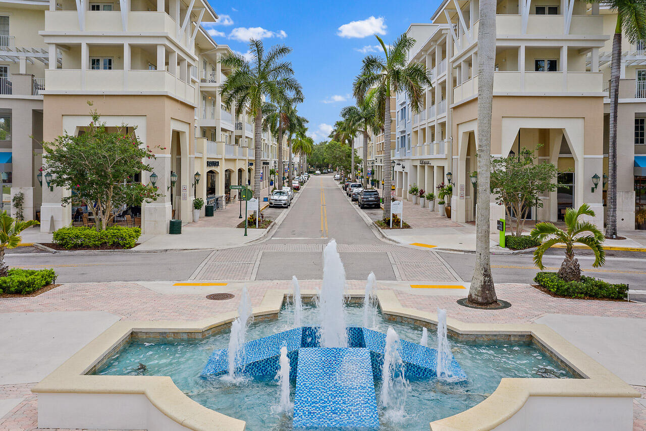 3372 Greenway, Jupiter FL 33458