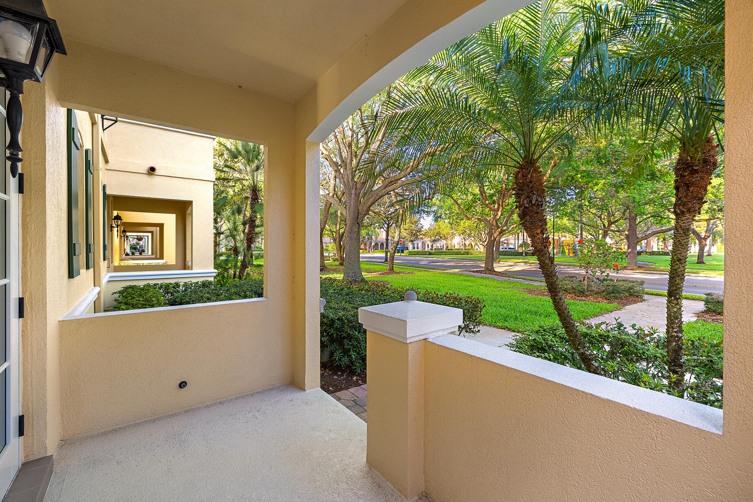 3372 Greenway, Jupiter FL 33458
