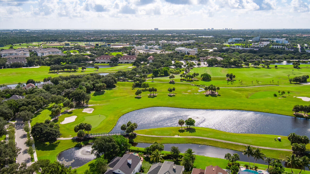 3372 Greenway, Jupiter FL 33458