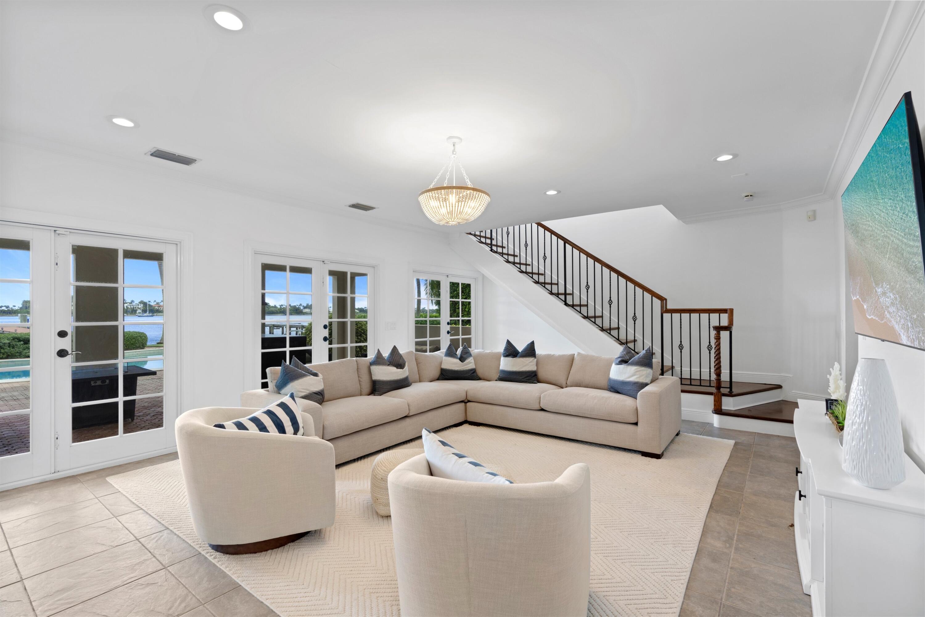 3304 N Flagler, West Palm Beach FL 33407