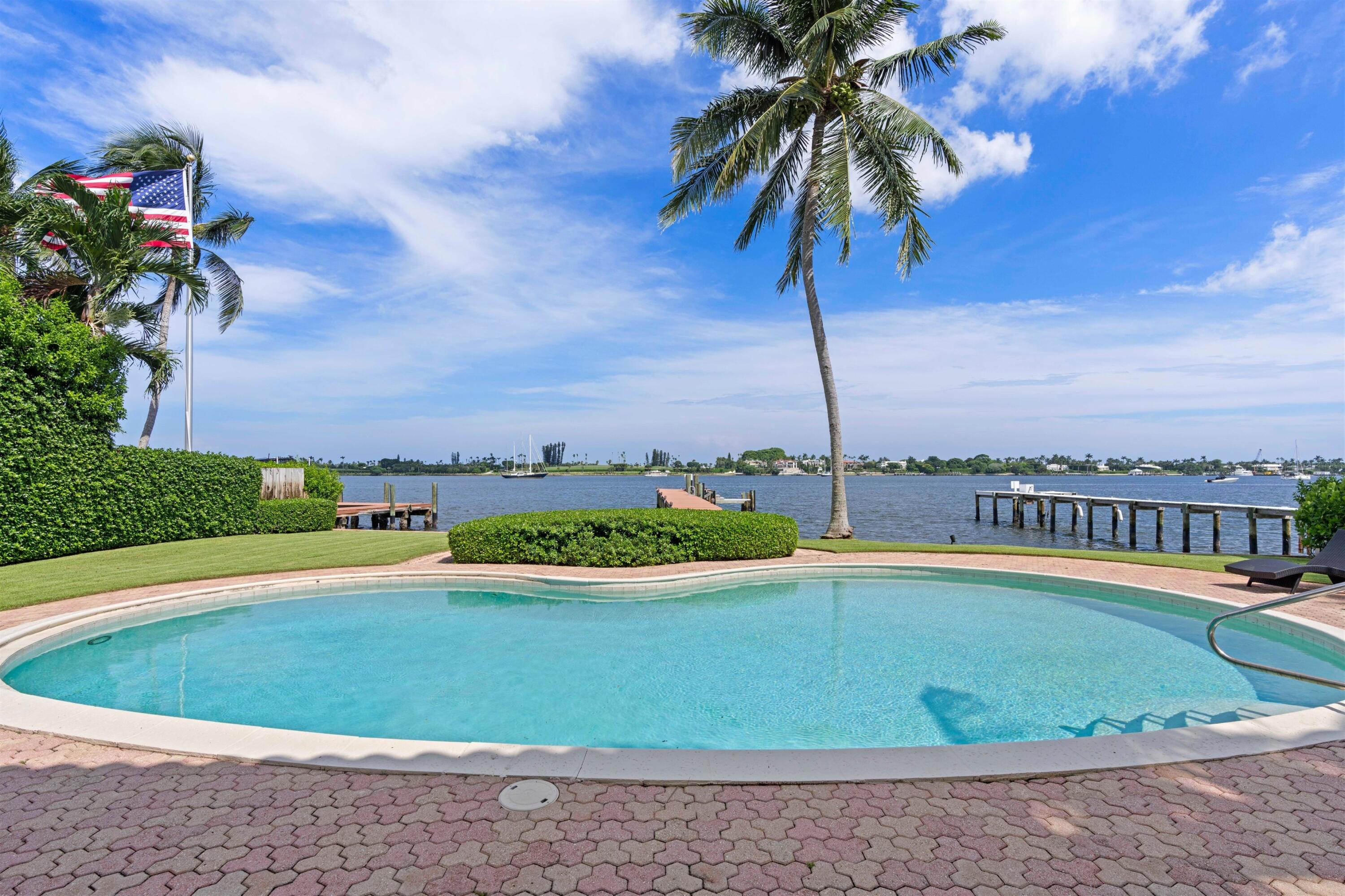 3304 N Flagler, West Palm Beach FL 33407