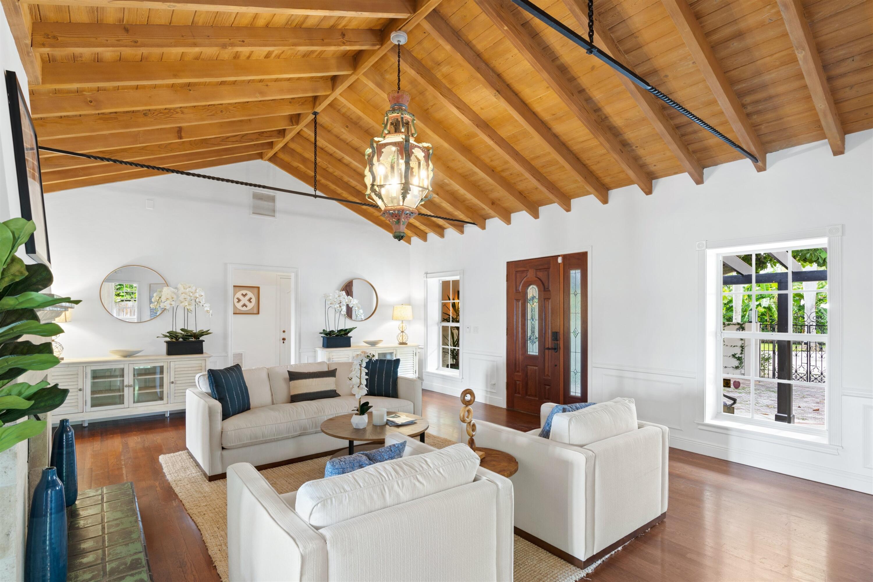 3304 N Flagler, West Palm Beach FL 33407