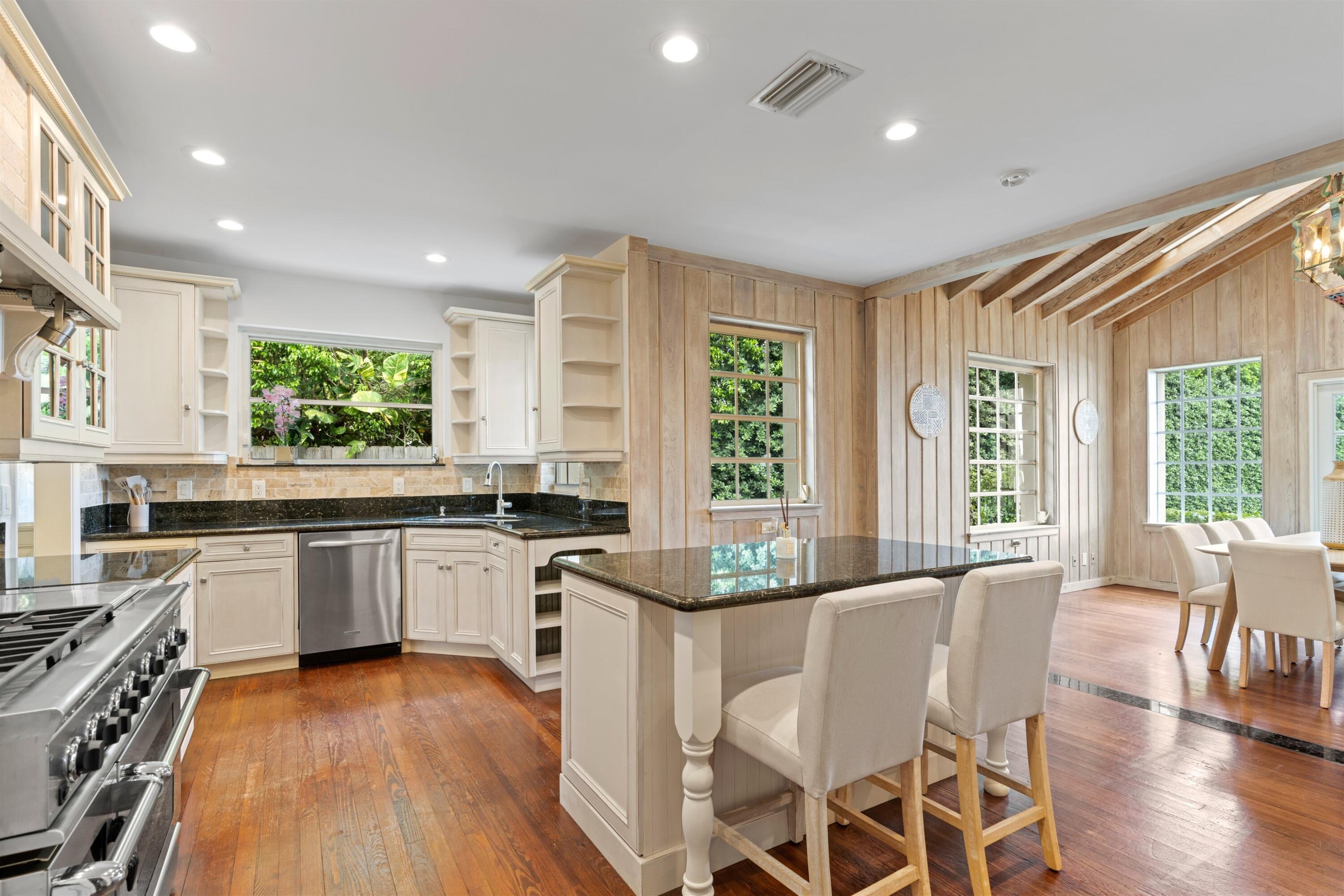 3304 N Flagler, West Palm Beach FL 33407