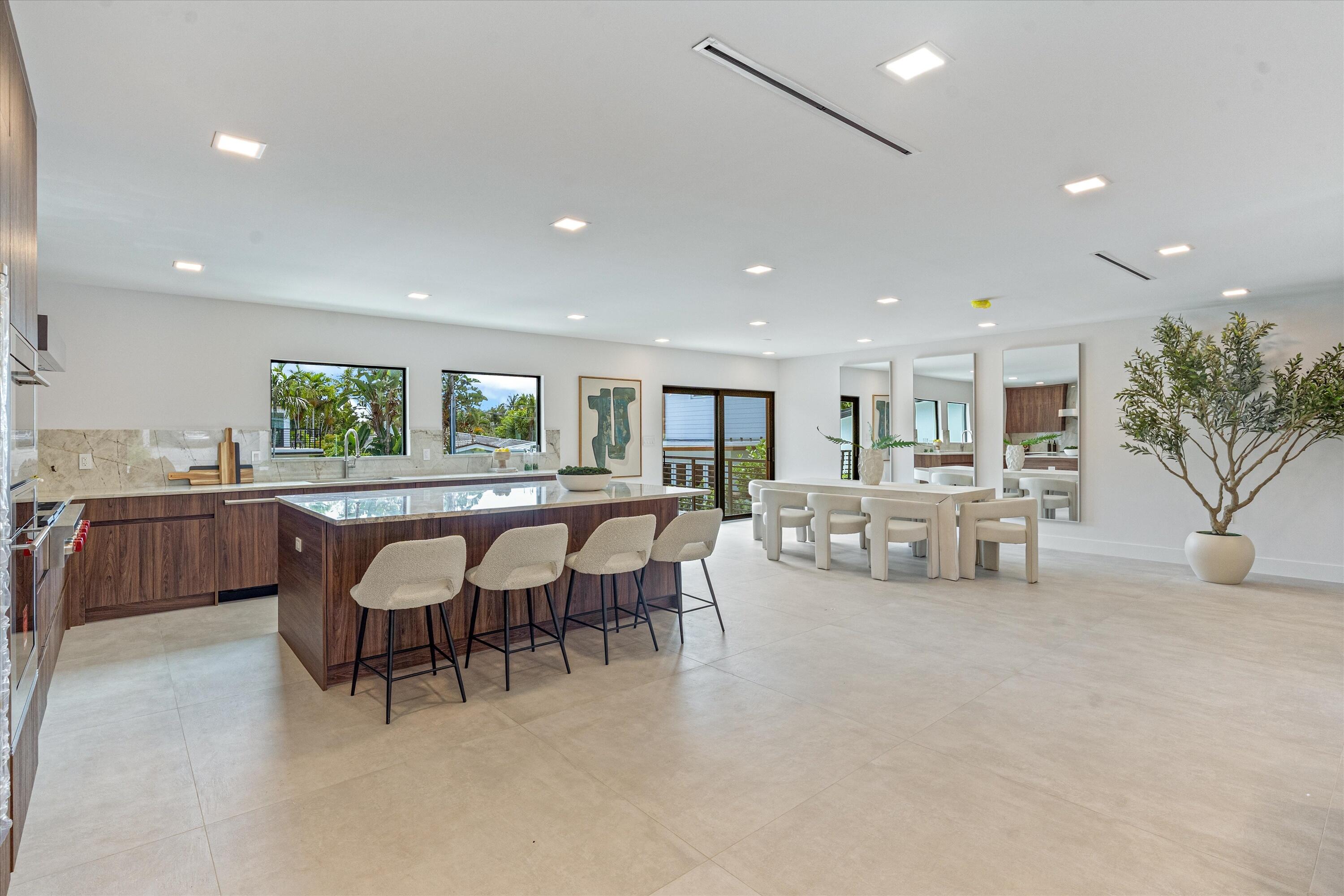 1032 SE 13th, Fort Lauderdale FL 33316