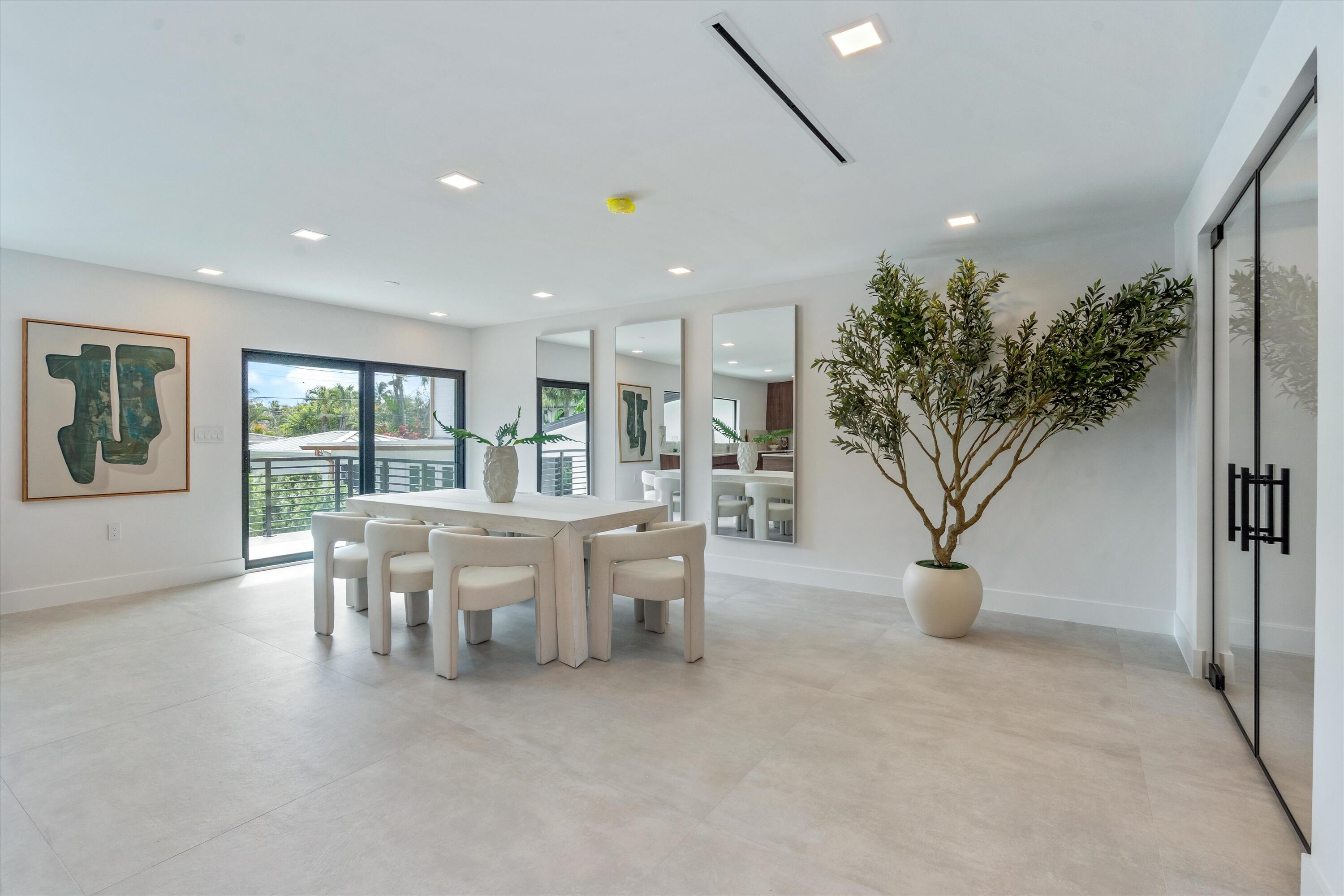 1032 SE 13th, Fort Lauderdale FL 33316