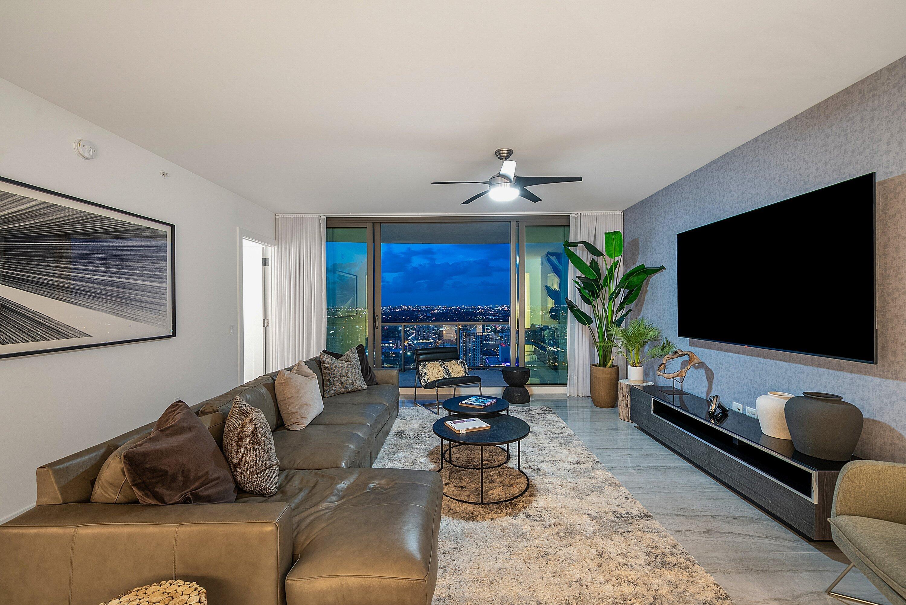 100 E Las Olas #4301, Fort Lauderdale FL 33301