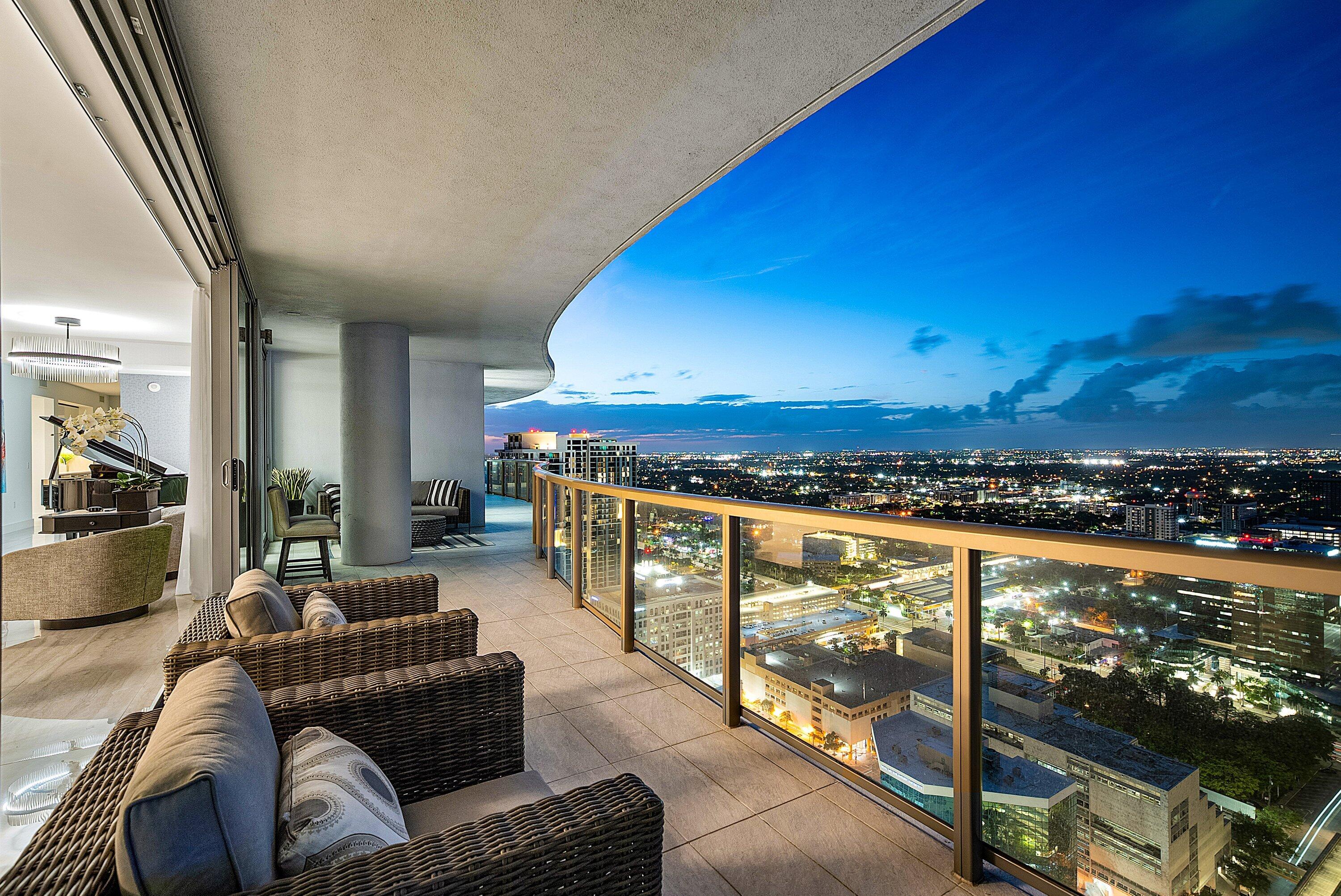 100 E Las Olas #4301, Fort Lauderdale FL 33301